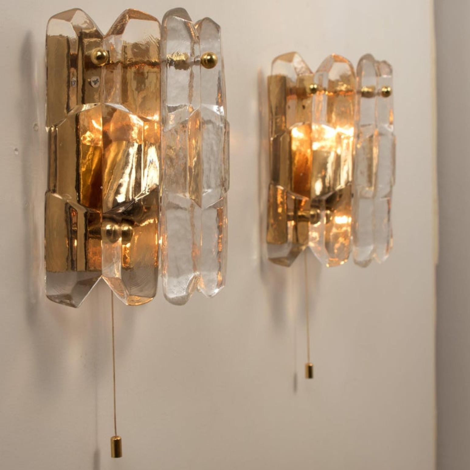 Mid-Century Modern 1 of 2 Pair of J.T. Kalmar 'Palazzo' Wall Light Fixtures Gilt Brass and Glass For Sale