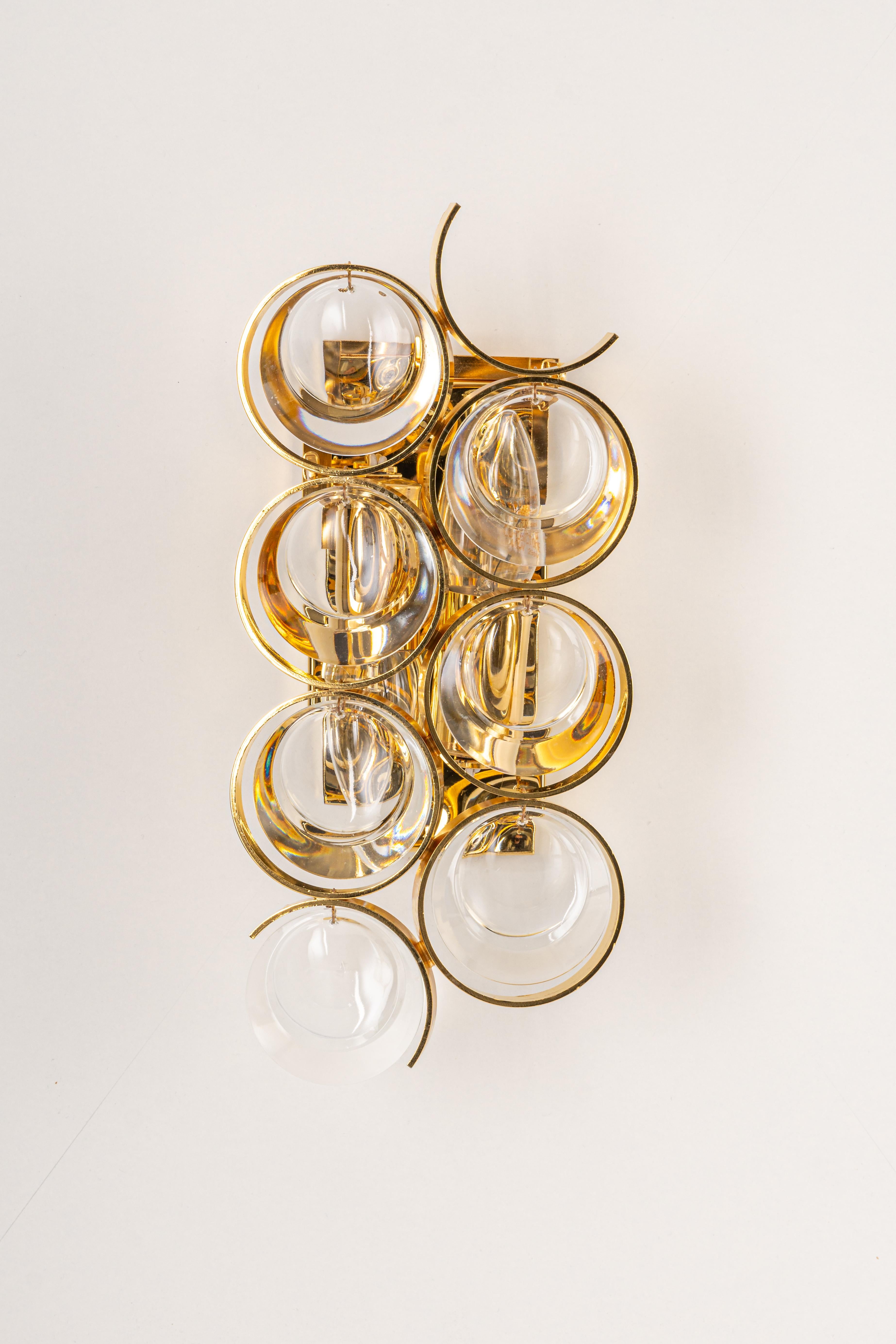 Mid-Century Modern 1 of 2 Pairs of Golden Gilded Brass and Crystal Sconce by Palwa, Germany, 1960s For Sale