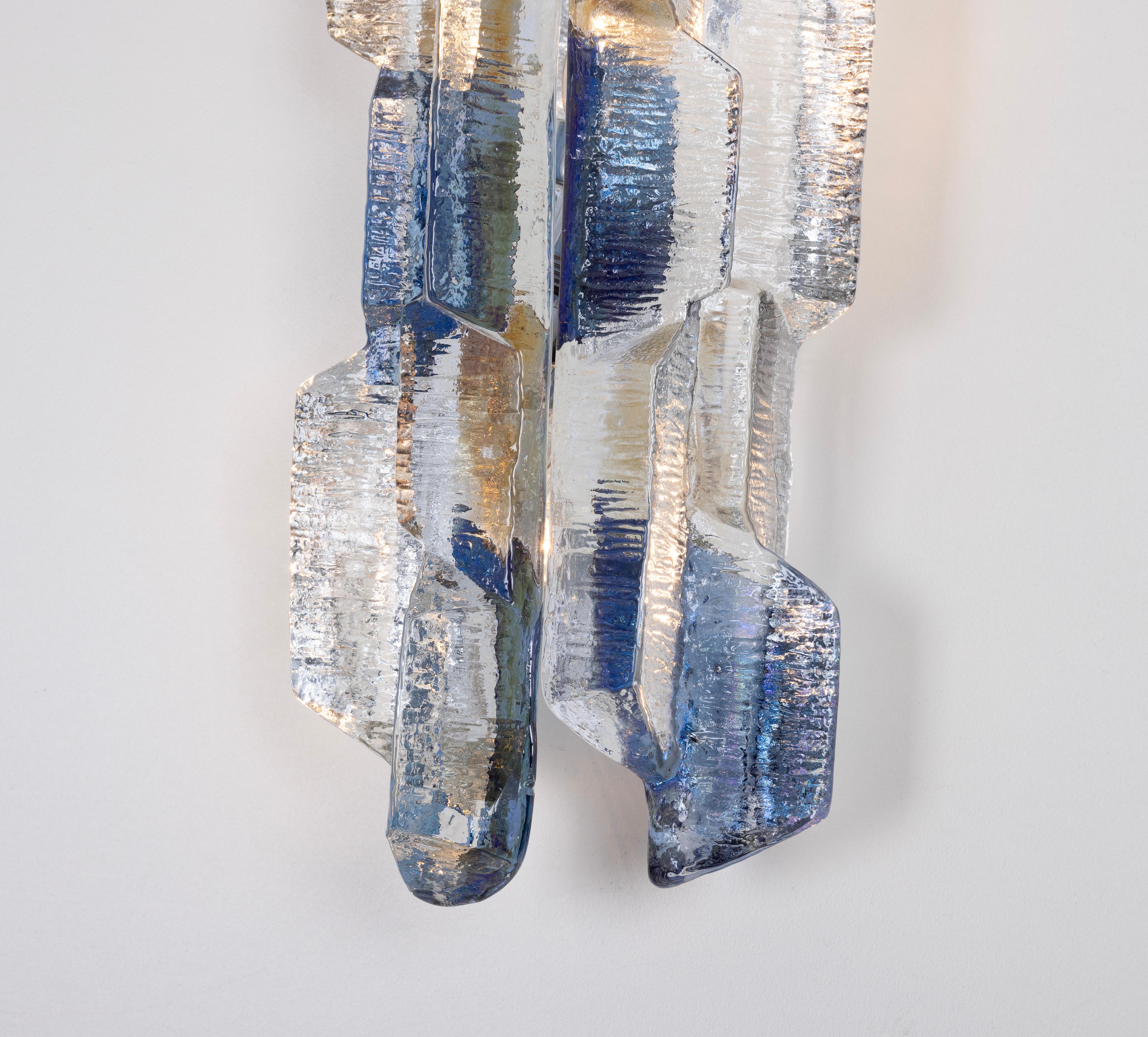 1 di 2 coppie di splendide grandi lampade a parete Kalmar Sconces, Austria, anni '70 in vendita 6