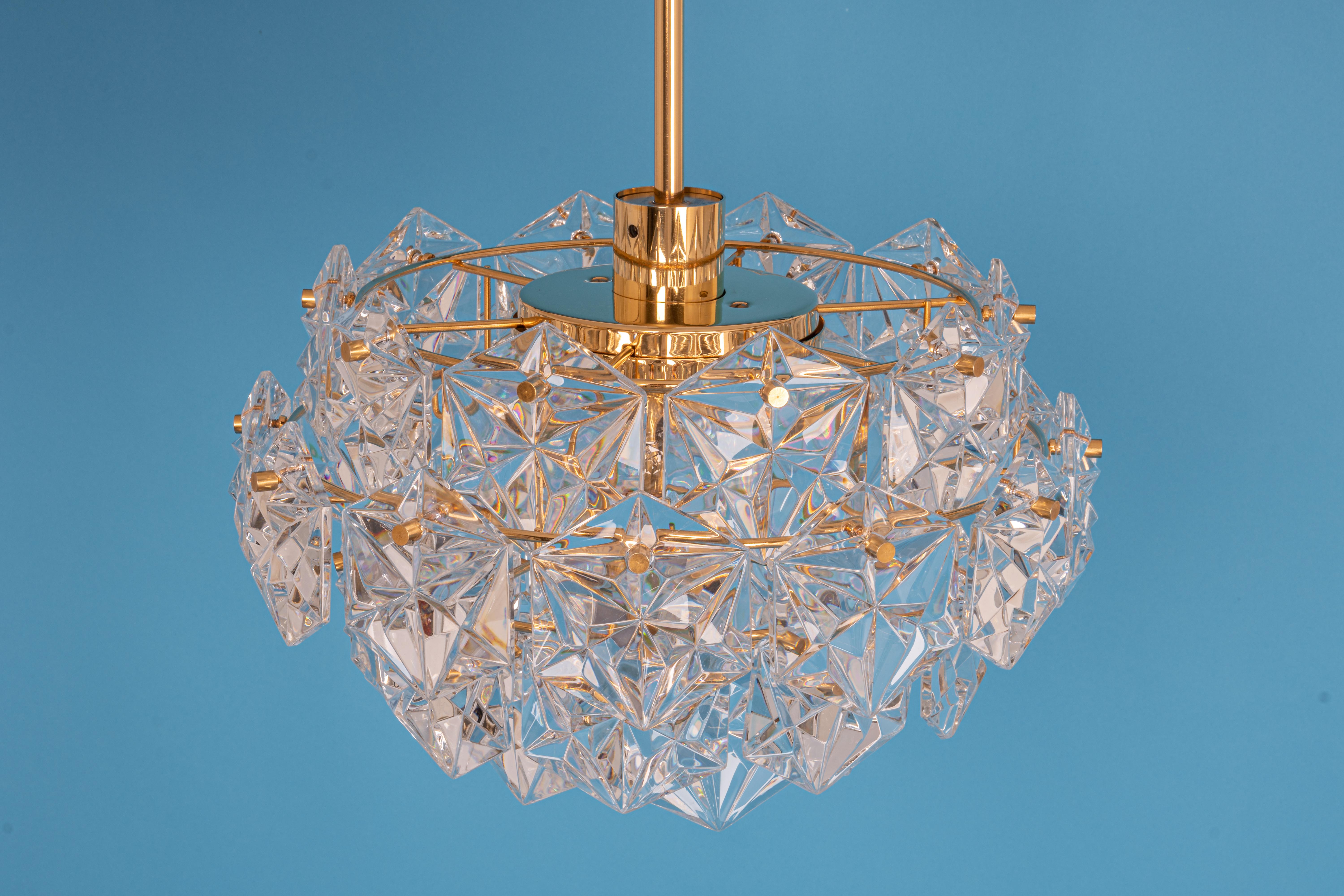 1 of 2 Petite Chandeliers, Brass and Crystal Glass by Kinkeldey, Germany, 1970s For Sale 10