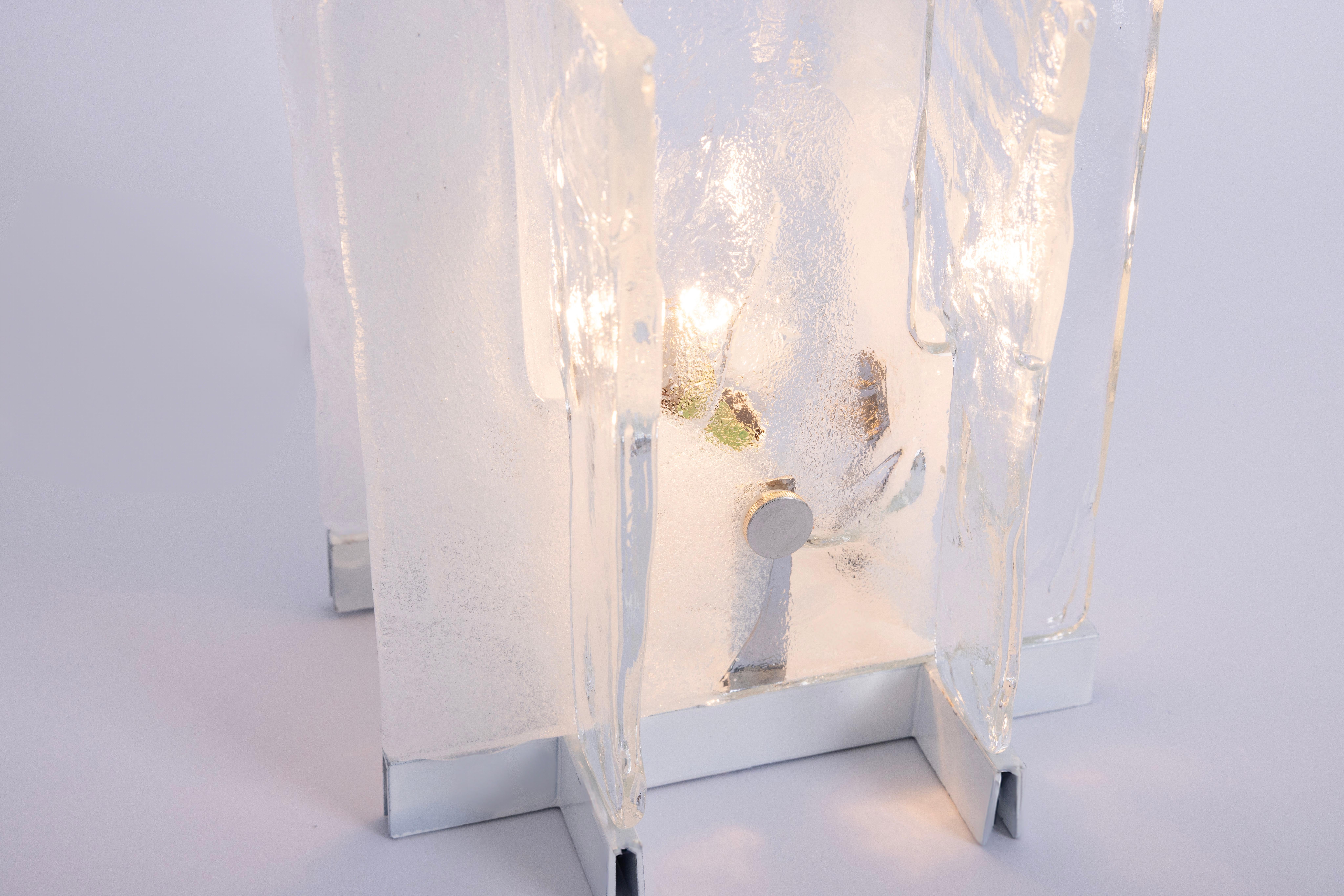 1 des 2 petites appliques en verre Design-Light par Carlo Nason pour Kalmar, années 1960 en vente 3