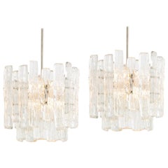 1 des 2 petits lustres en verre de glace de Murano par Kalmar, Autriche, années 1960