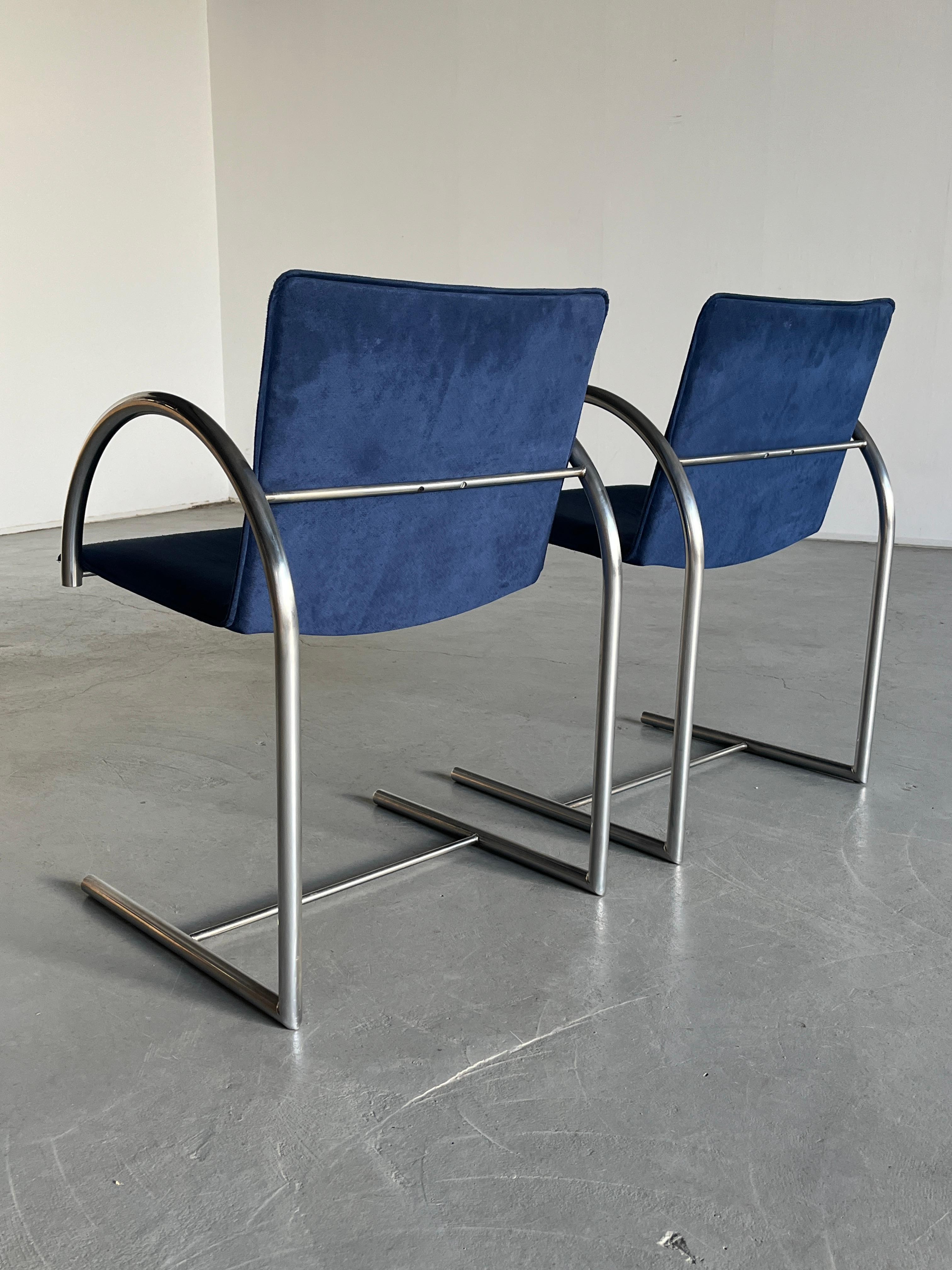 Fin du 20e siècle 1 des 2 chaises cantilever postmodernes 'Cirkel' de Metaform, années 1980, Pays-Bas en vente