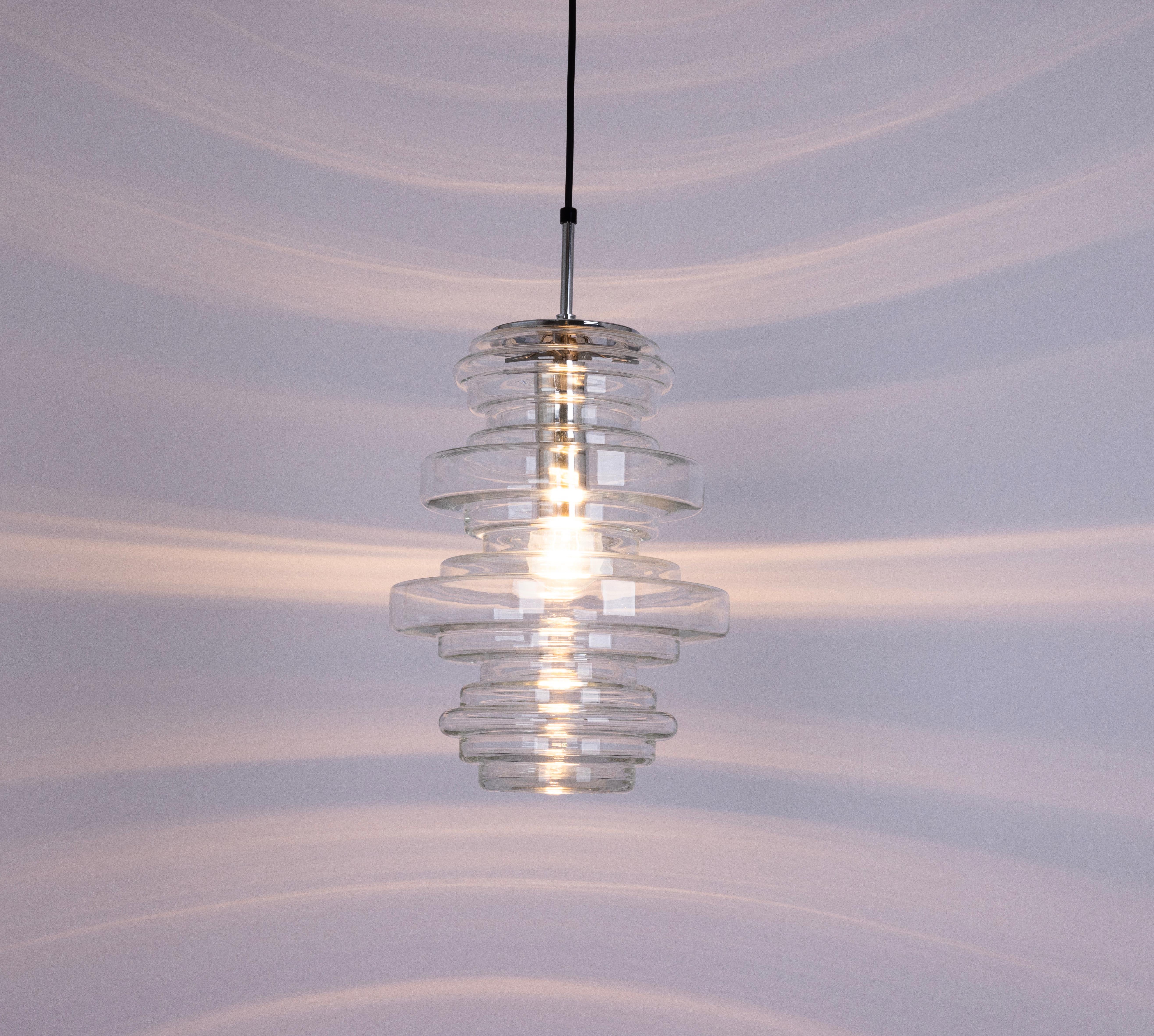 1 di 2 rare grandi lampade a sospensione in vetro trasparente di Limburg, Germania, anni '70 in vendita 9