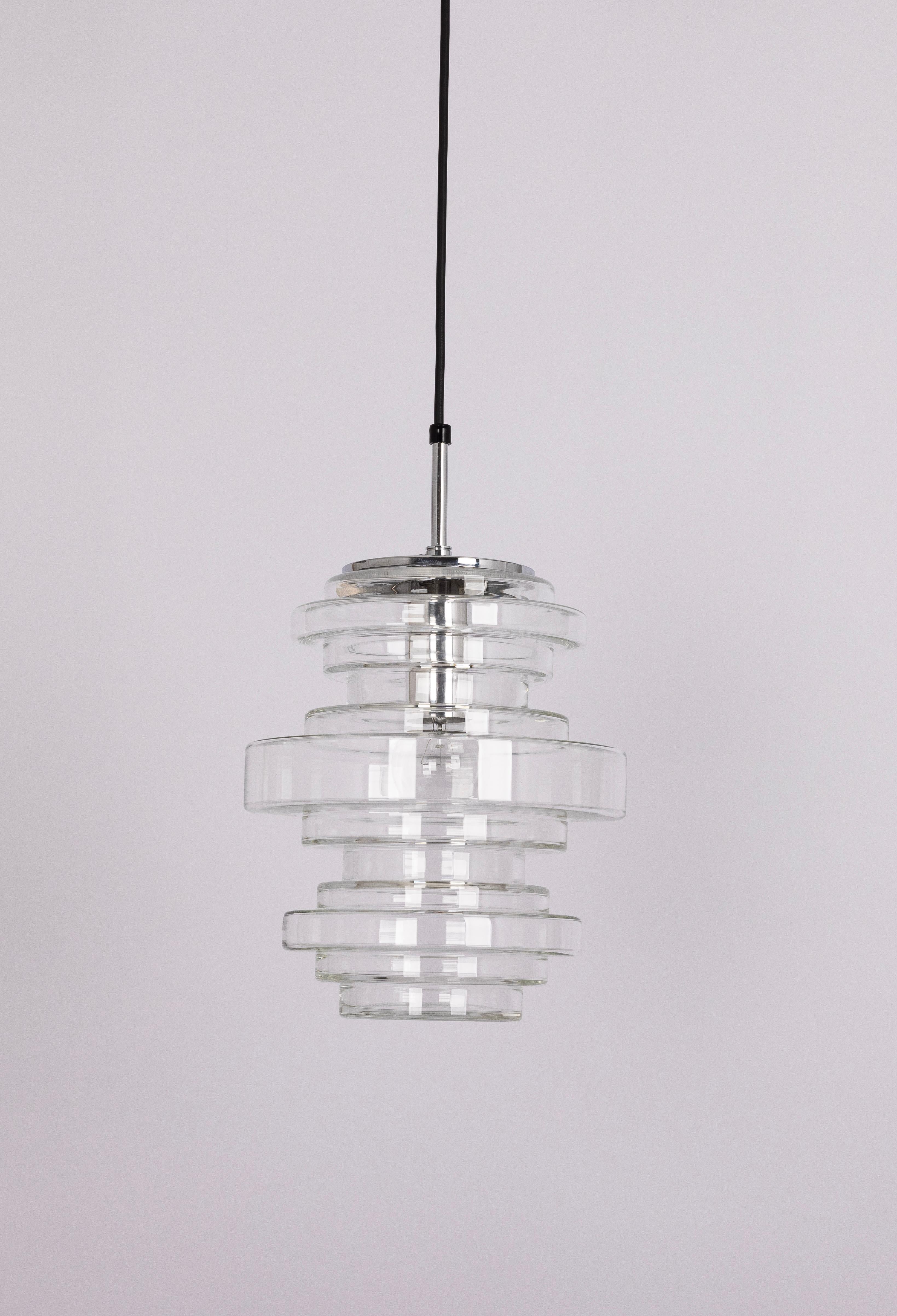 1 di 2 rare lampade a sospensione in vetro trasparente di Limburg, Germania, anni '70 in vendita 3