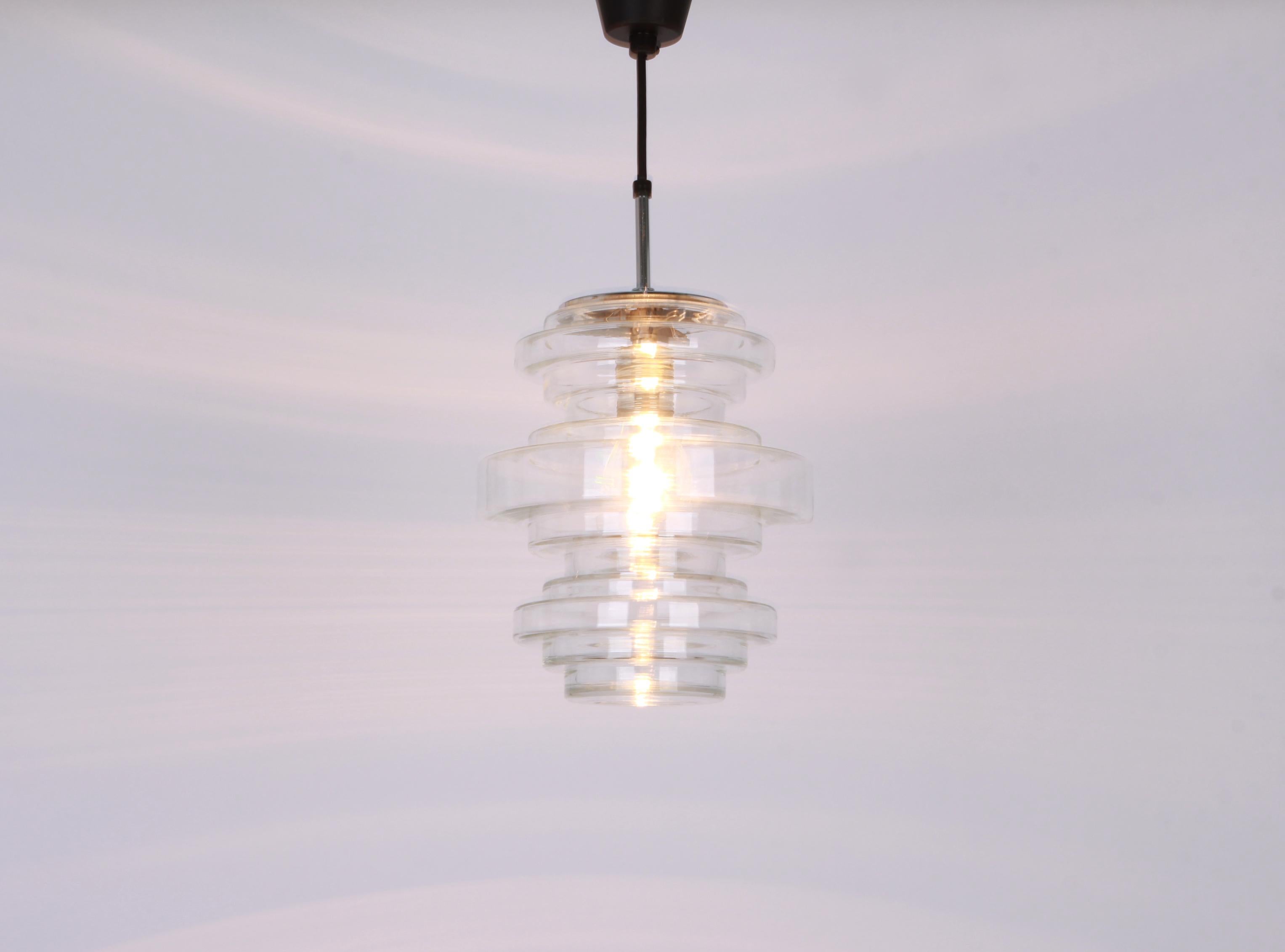 1 di 2 rare lampade a sospensione in vetro trasparente di Limburg, Germania, anni '70 in vendita 7