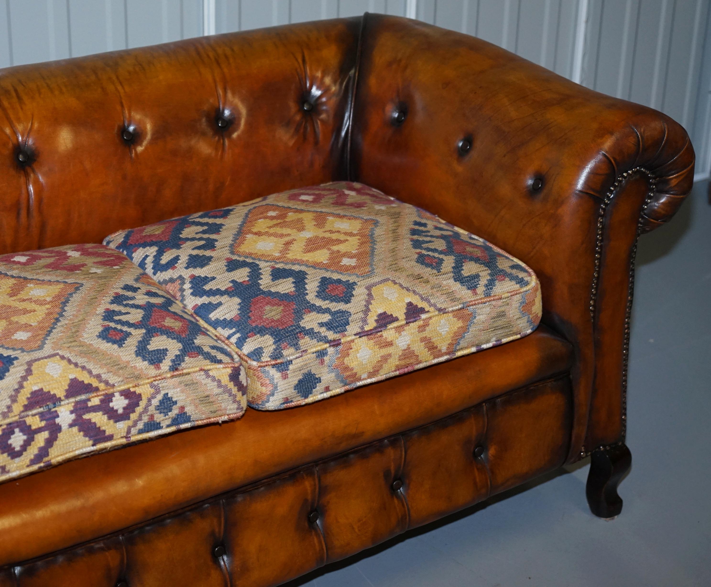 Hand-Crafted 1 of 2 Restored Victorian Gentleman's Club Chesterfield Leather Sofas Kilim Seat For Sale