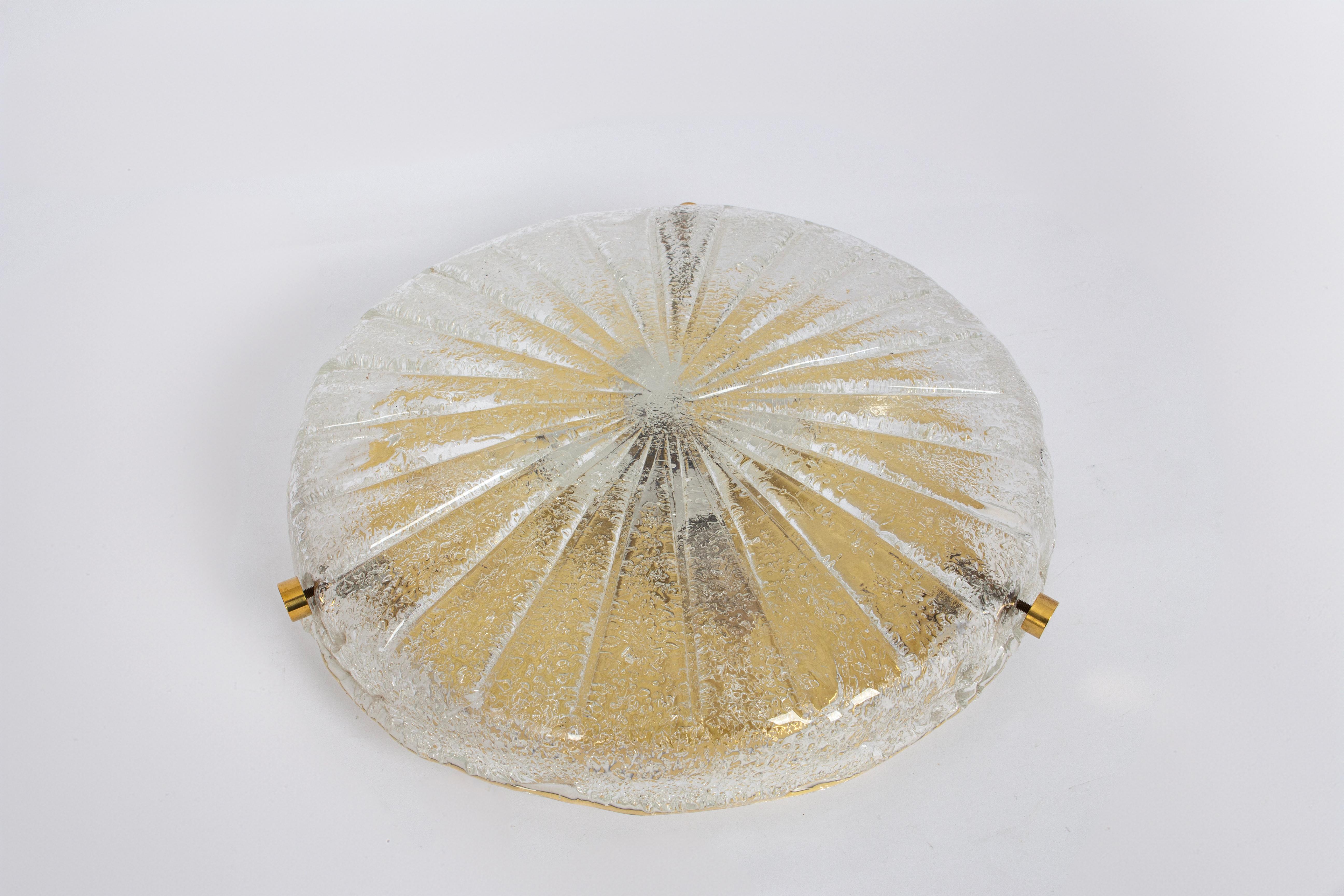 Ère spatiale 1 des 3 plafonniers ronds Sunburst de Murano par Hillebrand, Allemagne, 1970 en vente