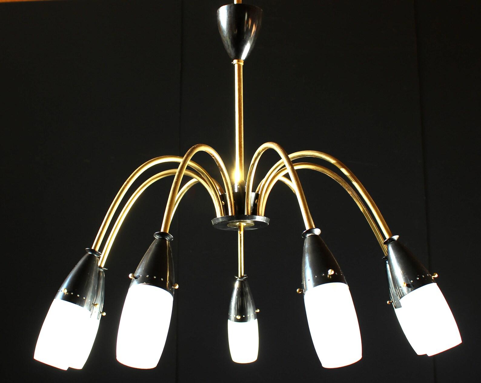 1 of 2 Spider Sputnik Chandelier in Black & White, Germany 1950s In Good Condition For Sale In Berlin, BE