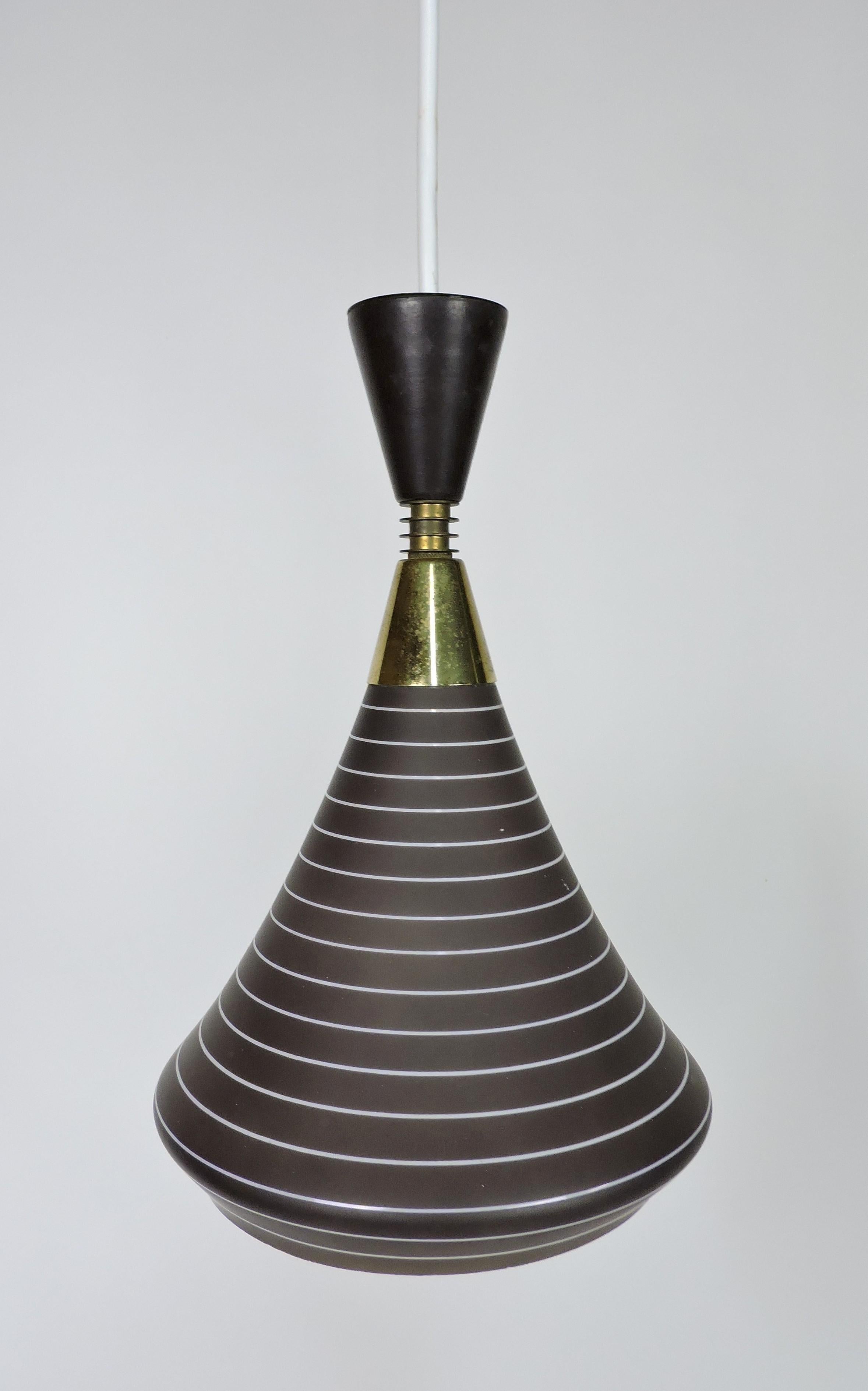 1 of 2 Stilnovo Style Mid Century Modern Glass and Brass Pendant Lights In Good Condition For Sale In Chesterfield, NJ