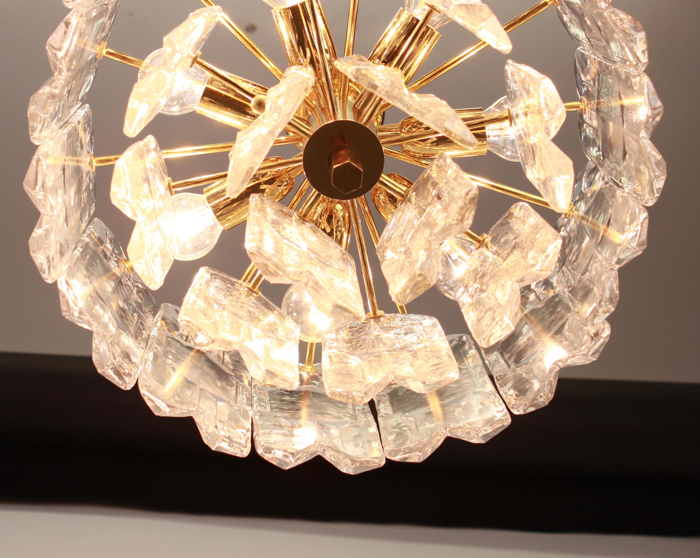 1 of 2 Stunning Brass Murano Glass Light Fixture Palazzo, Kalmar, Austria, 1970s For Sale 4