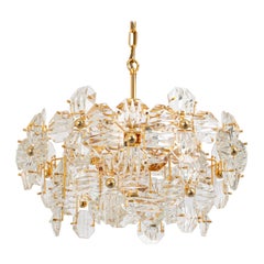 1 of 2 Stupendo lampadario in ottone e cristallo di Kinkeldey, Germania, anni '70