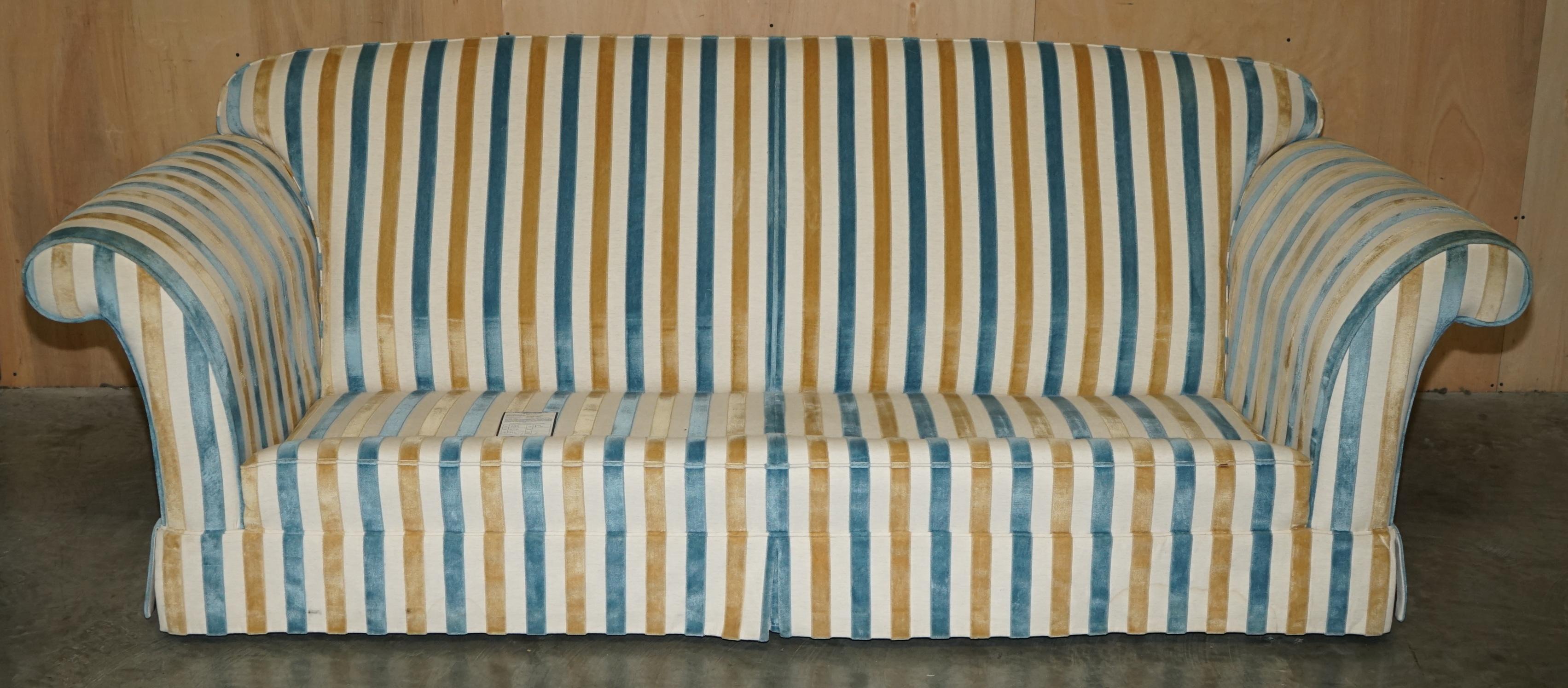 1 OF 2 STUNNING MULBERRY HOME DESIGNER CONTEMPORARY STRIPED THREE SEATER SOFAs For Sale 6