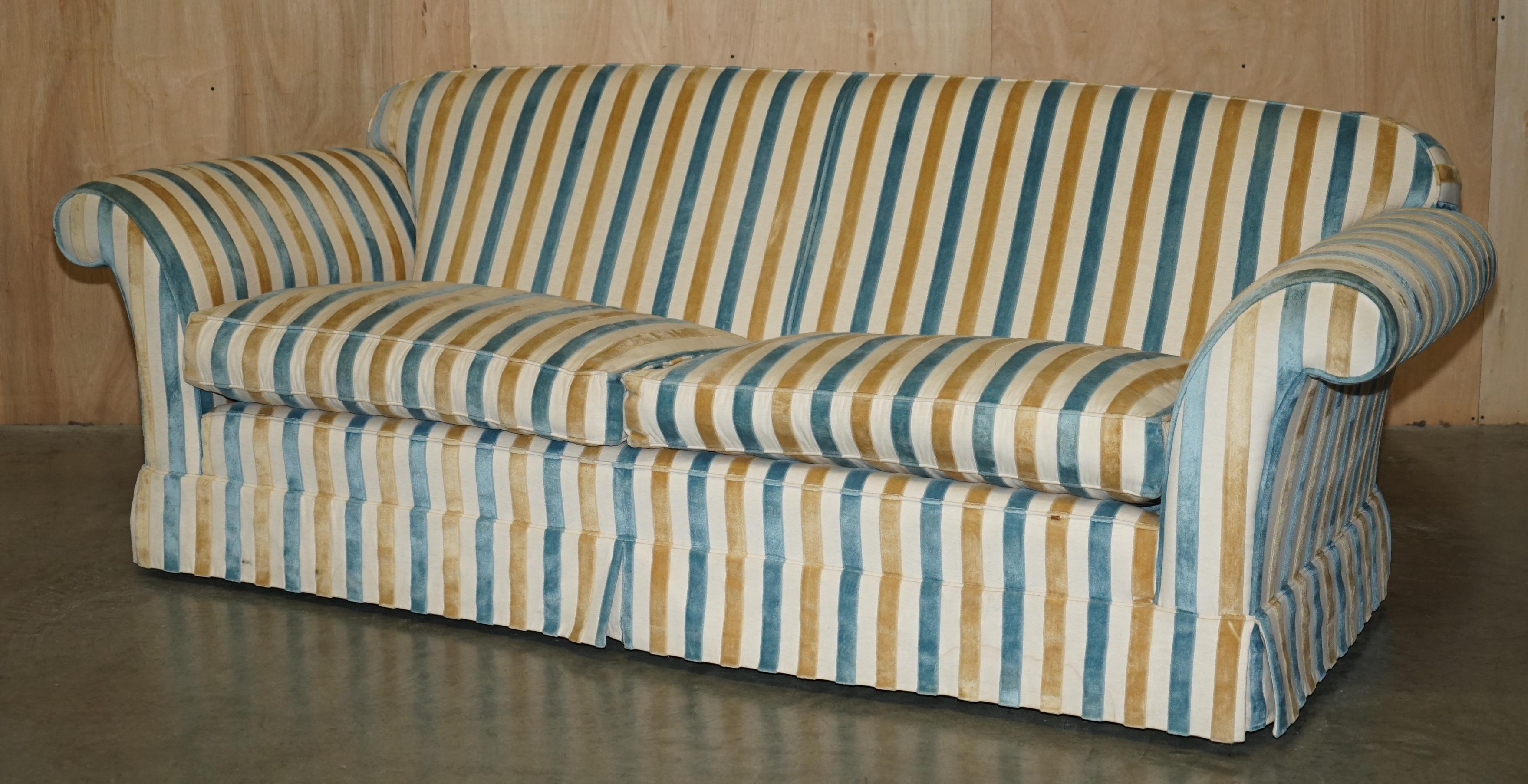 Country 1 OF 2 STUNNING MULBERRY HOME DESIGNER CONTEMPORAIN STRIPED THREE SEATER SOFAs en vente