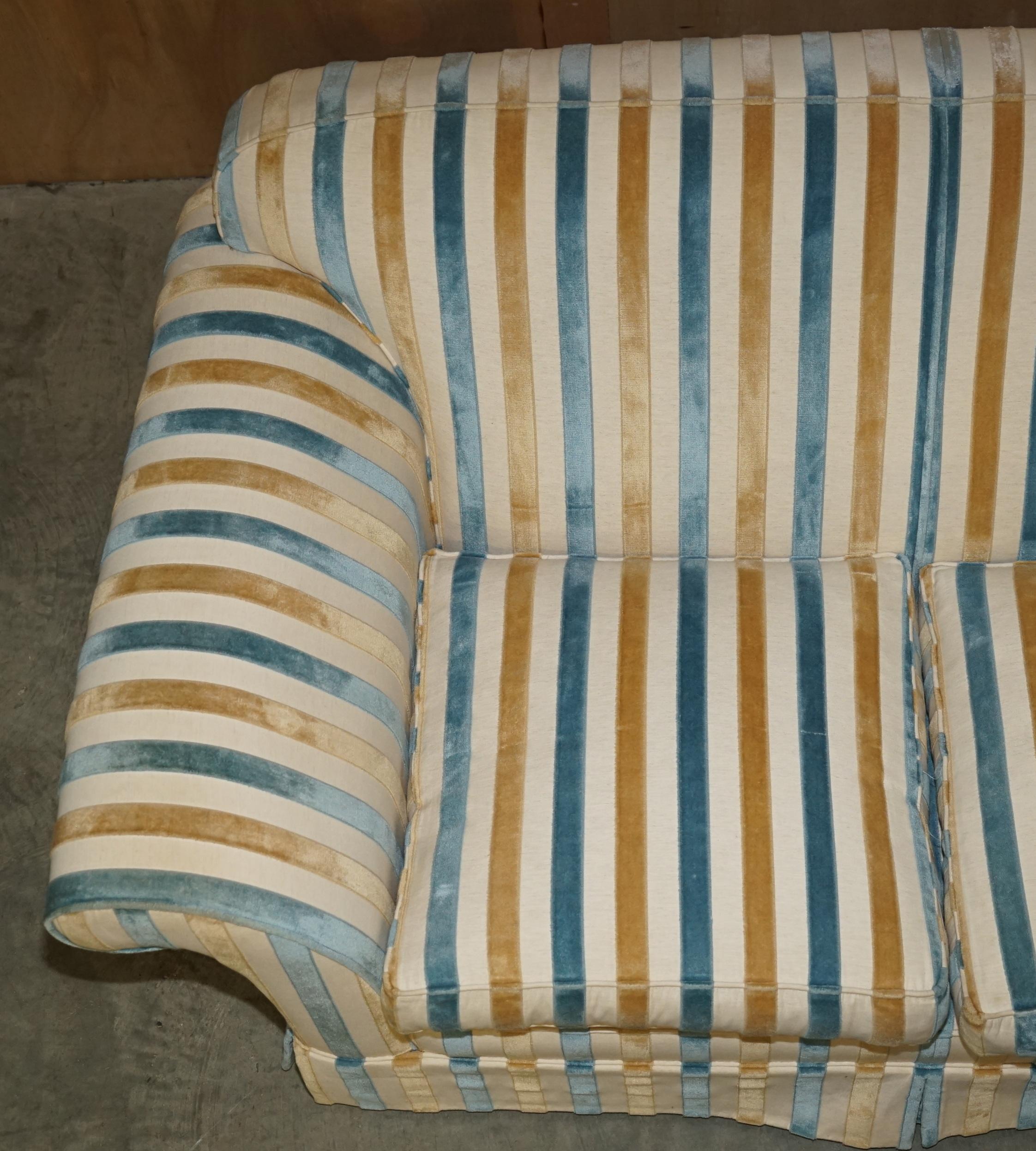 1 OF 2 STUNNING MULBERRY HOME DESiGNER CONTEMPORARY STRIPED TWO SEATER SOFAS For Sale 6