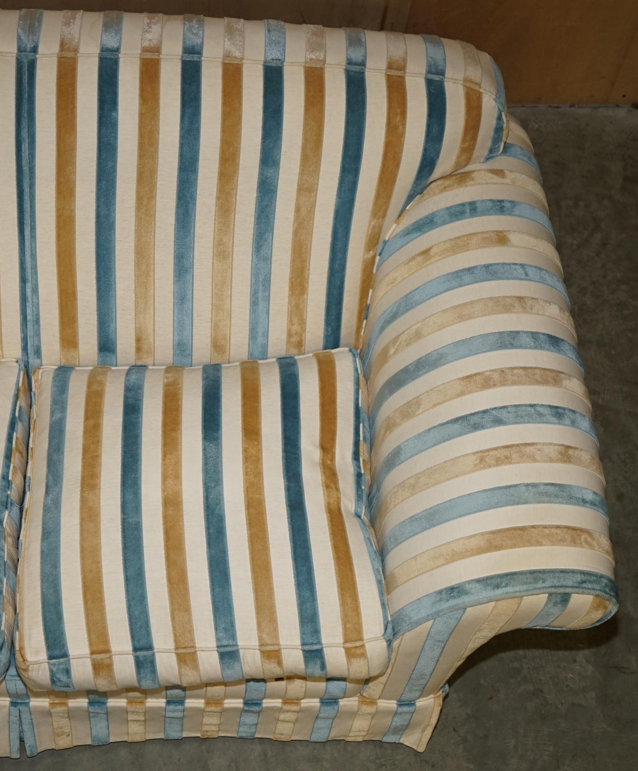 1 OF 2 STUNNING MULBERRY HOME DESiGNER CONTEMPORARY STRIPED TWO SEATER SOFAS For Sale 7