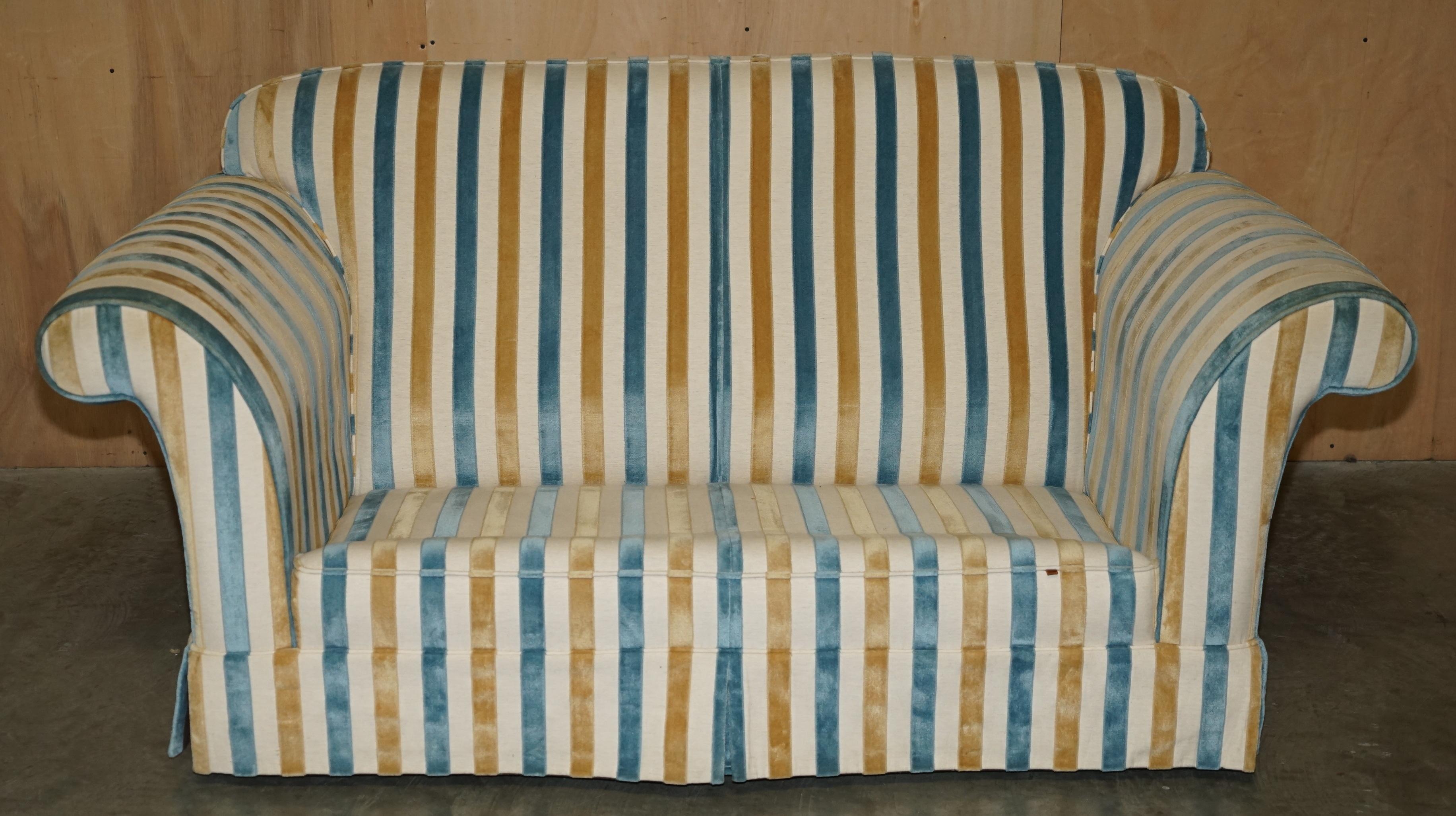 1 OF 2 STUNNING MULBERRY HOME DESiGNER CONTEMPORARY STRIPED TWO SEATER SOFAS For Sale 13