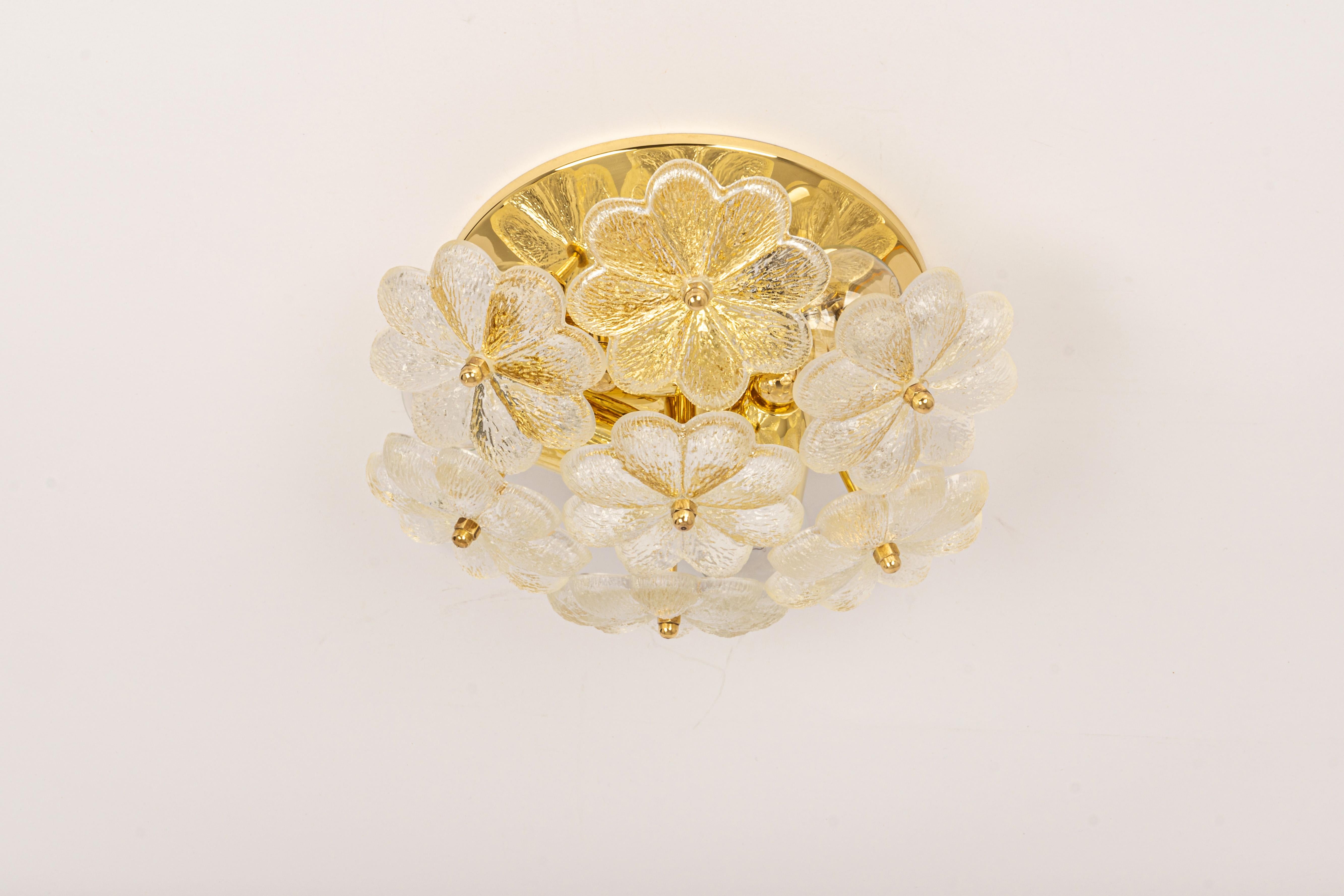 1 of 2 Stunning Petite Glass Flower Wall Light by Ernst Palme, Germany, 1970s In Good Condition In Aachen, NRW