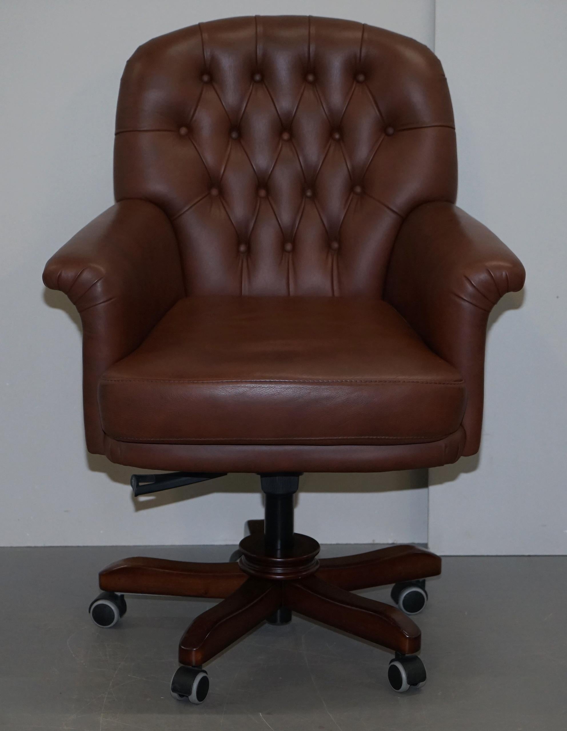 Very Comfortable Brown Leather Chesterfield Captains Directors Armchair For Sale 4