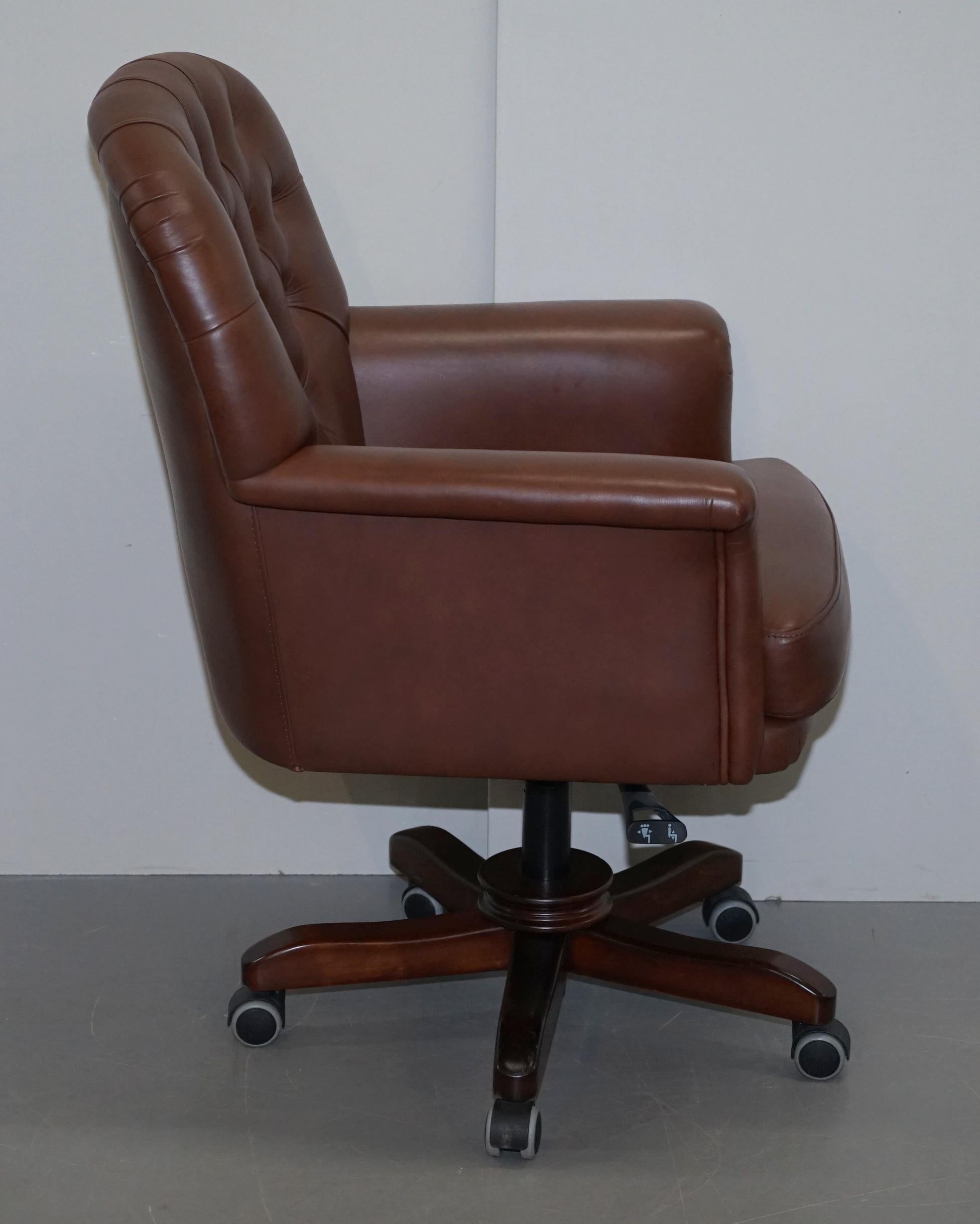Hand-Crafted Very Comfortable Brown Leather Chesterfield Captains Directors Armchair For Sale