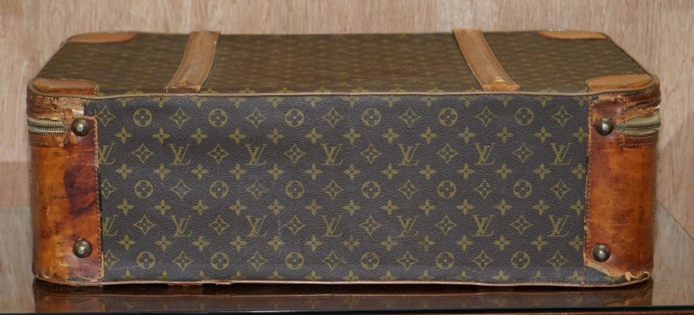 1 of 2 Vintage Brown Leather Louis Vuitton Strapped Bronze Monogram Suitcases For Sale 4