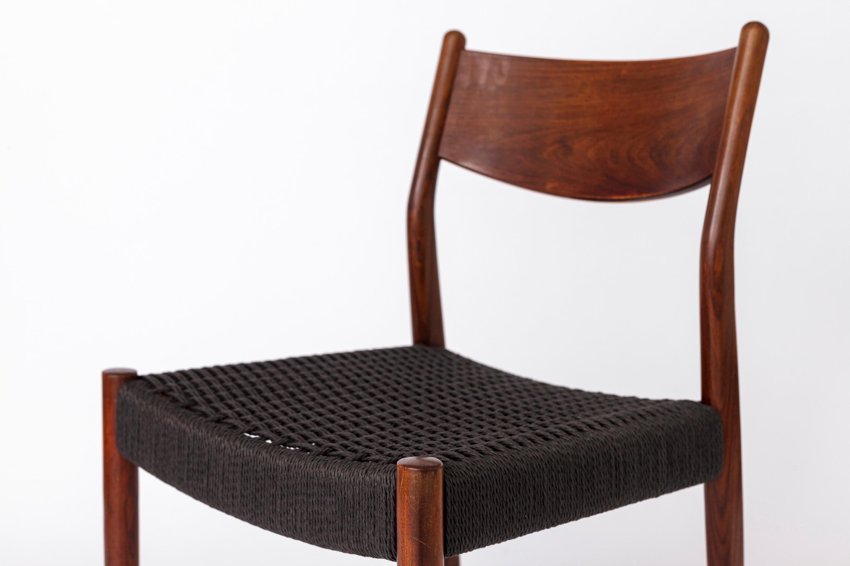 1 de 2 Silla vintage Fristho Franeker de teca con tejido de cuerda danesa - Años 60 en venta 1