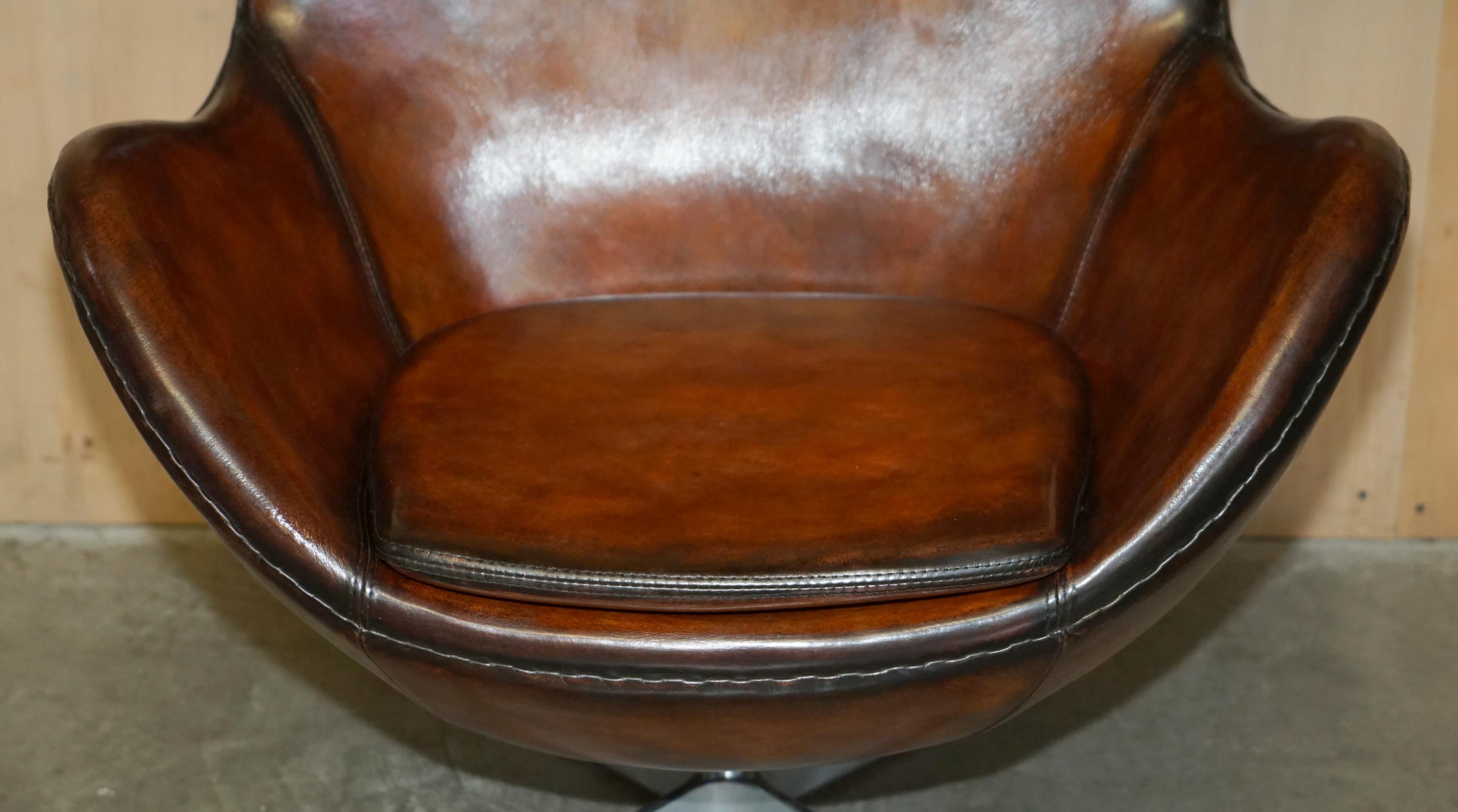 1 of 2 Vintage Fully Restored Fritz Hansen Style Egg Chair Whisky Brown Leather For Sale 1