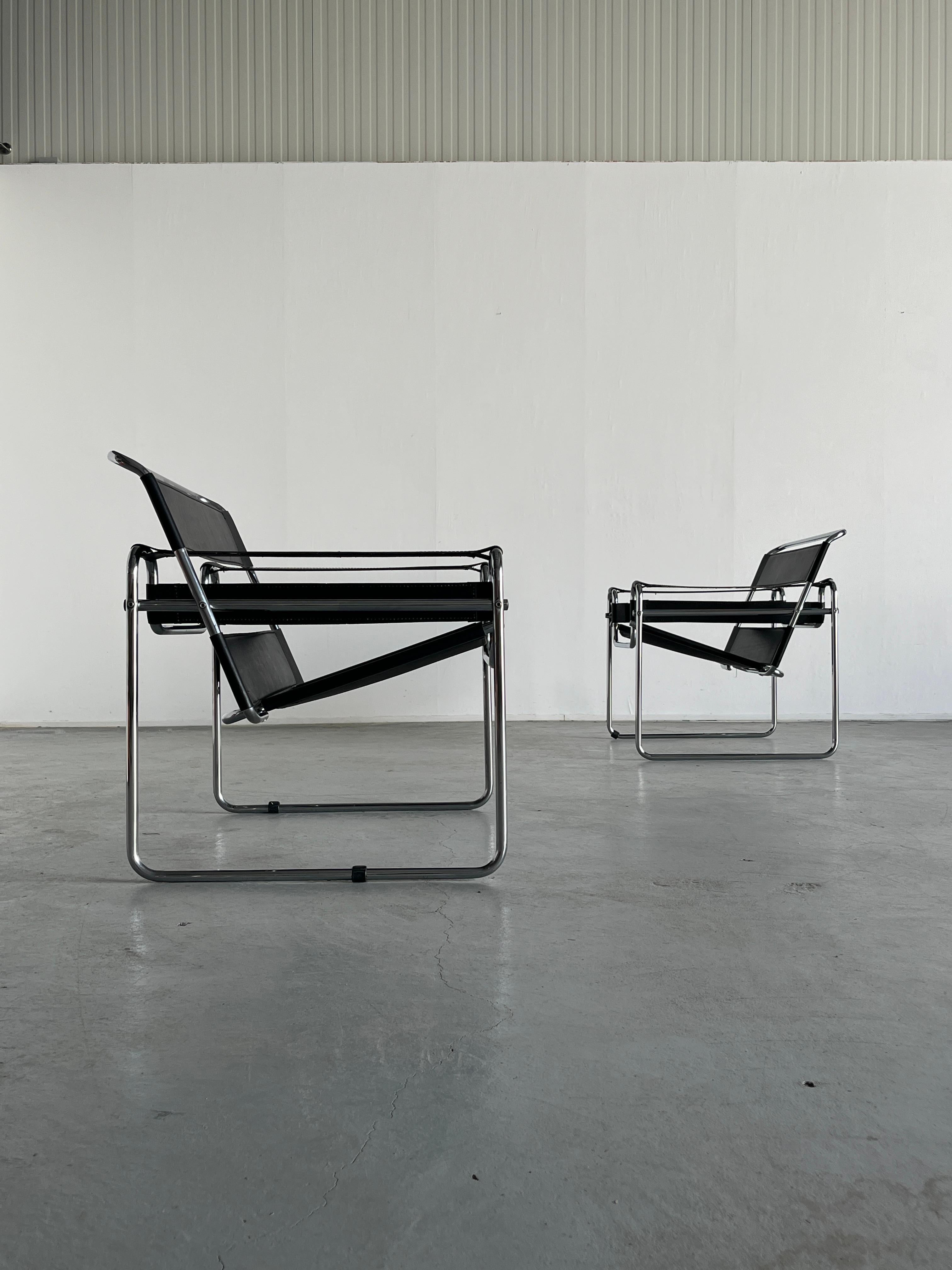 Italian 1 of 2 Vintage 'Wassily' B3 Armchairs by Marcel Breuer, 1970s Replica