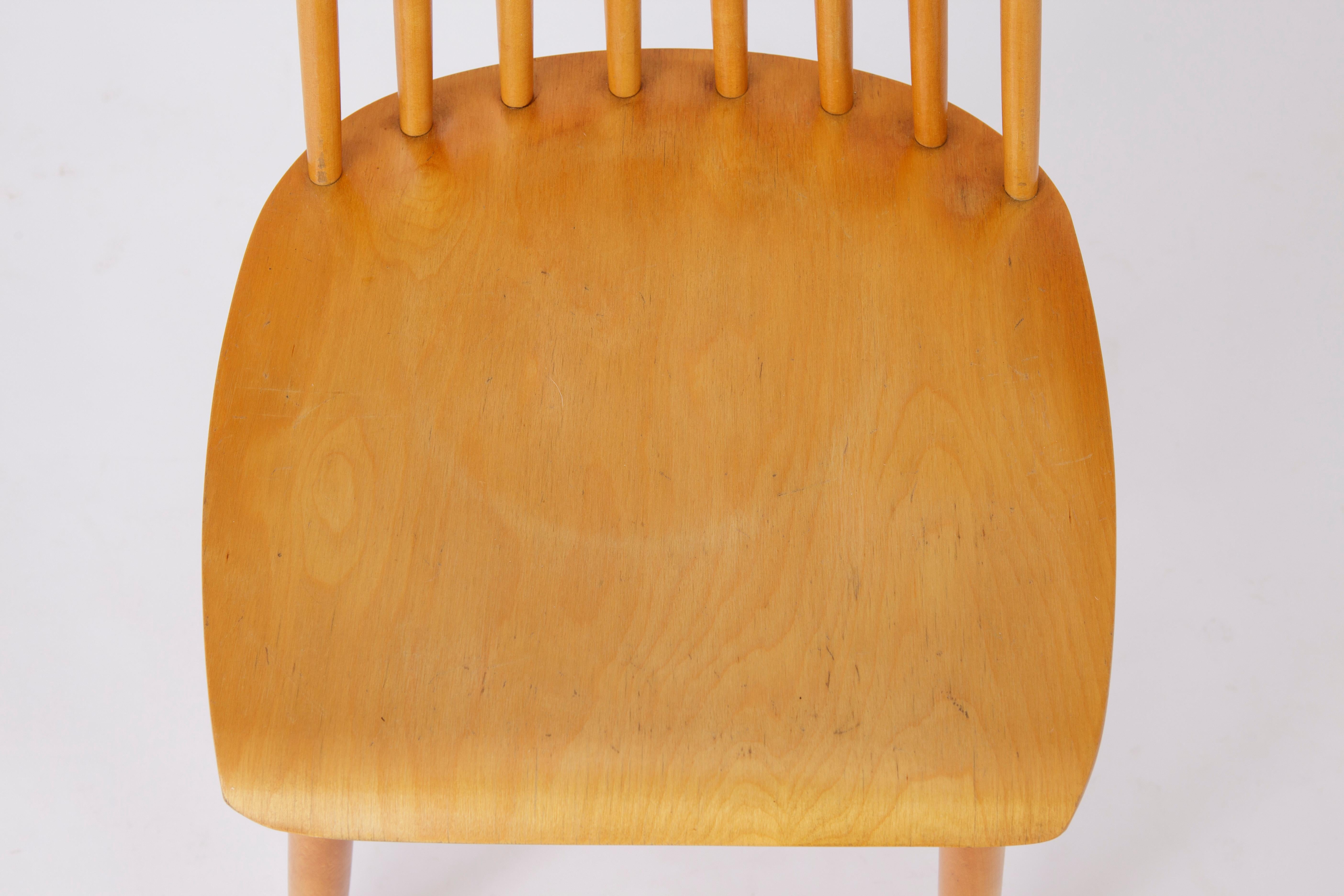 Mid-Century Modern 1 de 2 Chaise de salle à manger 