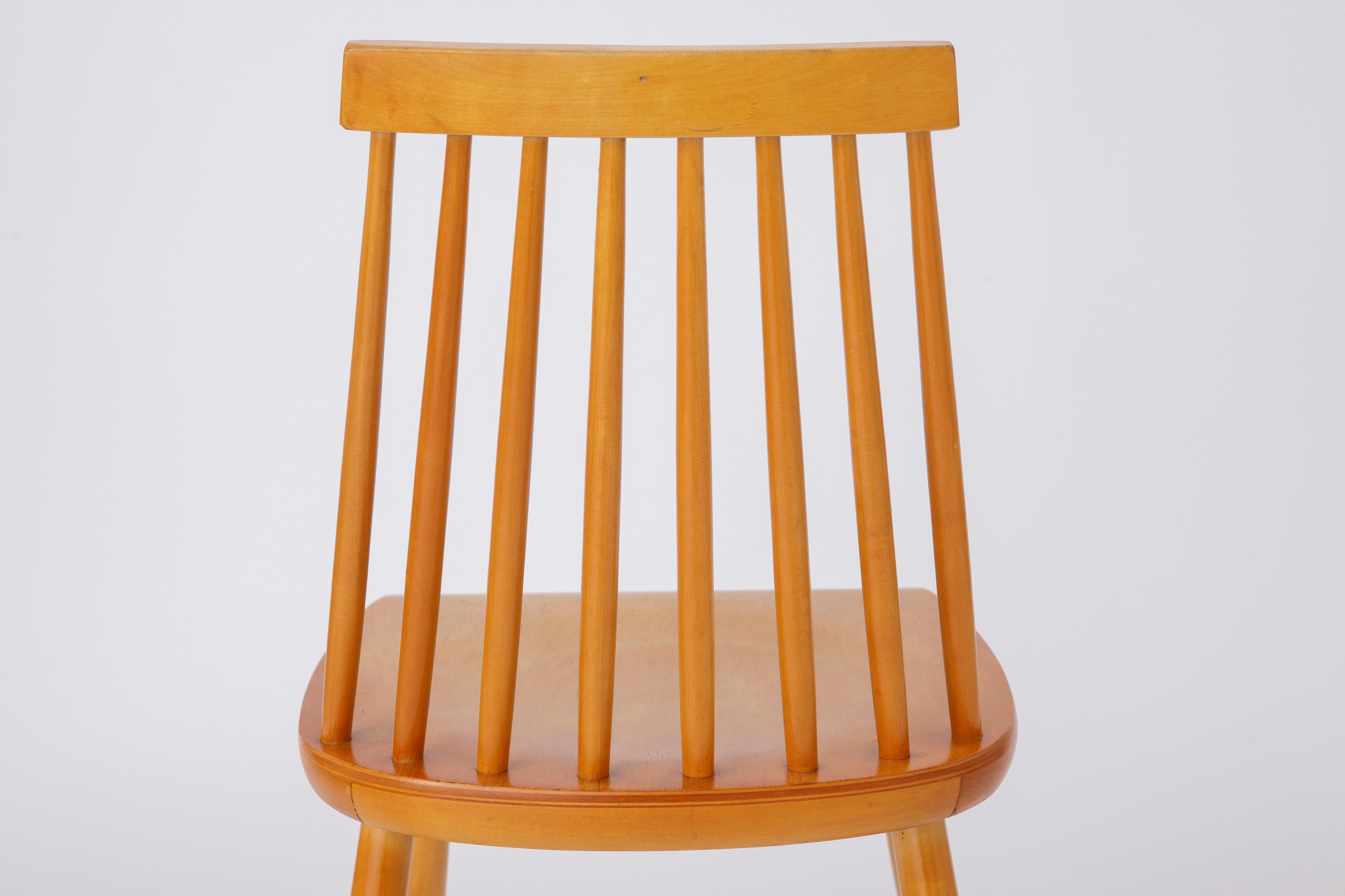 1 de 2 Chaise de salle à manger 