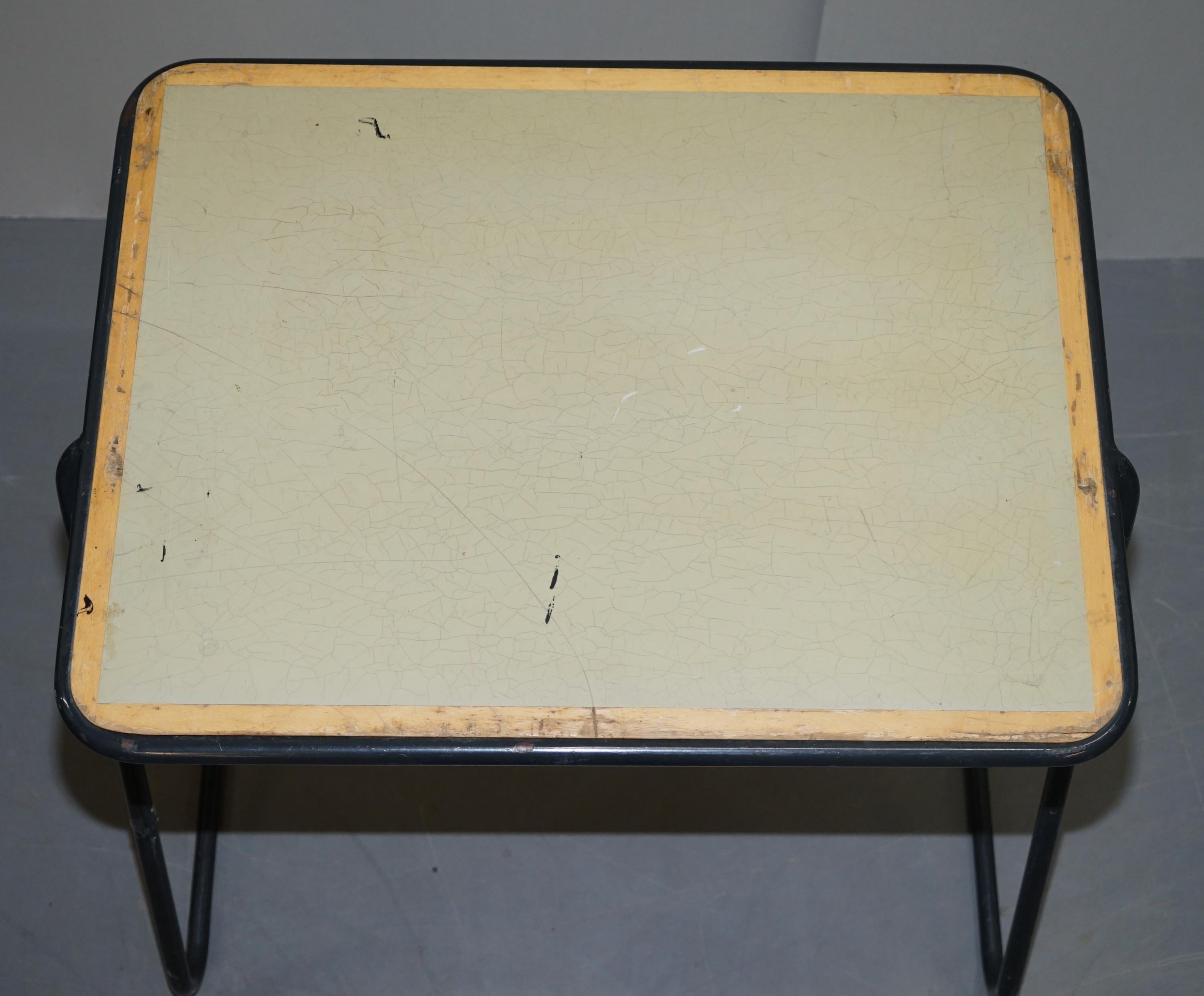 1 von 20 British Military Army Stacking Desk Tables Full Sized Stainless Steel (Handgefertigt) im Angebot