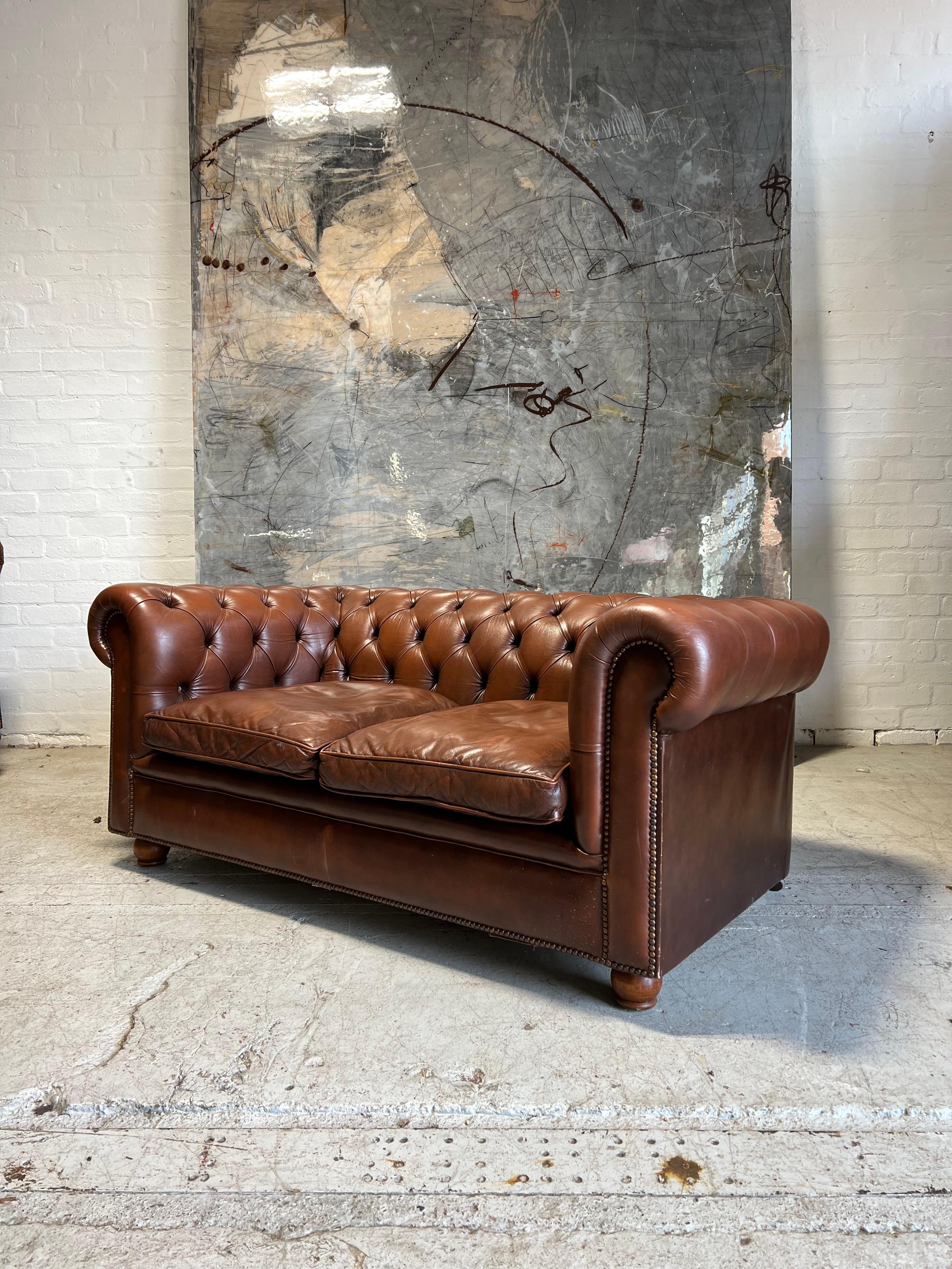 English 1 of a Pair - A Very Smart Mid-Late 20thC Leather Chesterfield Sofa  For Sale