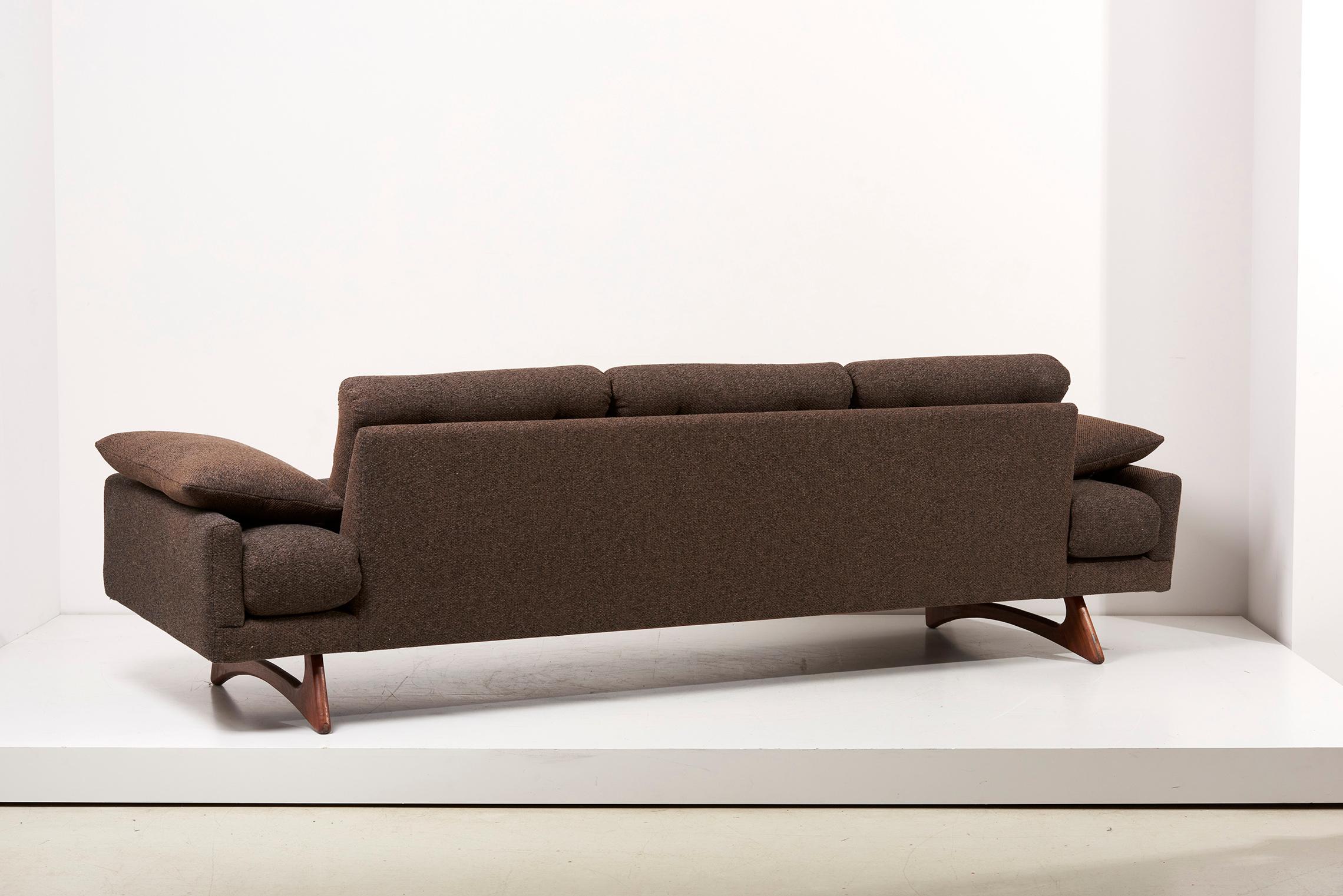 Mid-Century Modern Adrian Pearsall 'Gondola Sofa' in Brown Fabric for Craft Associates, USA, 1950s For Sale