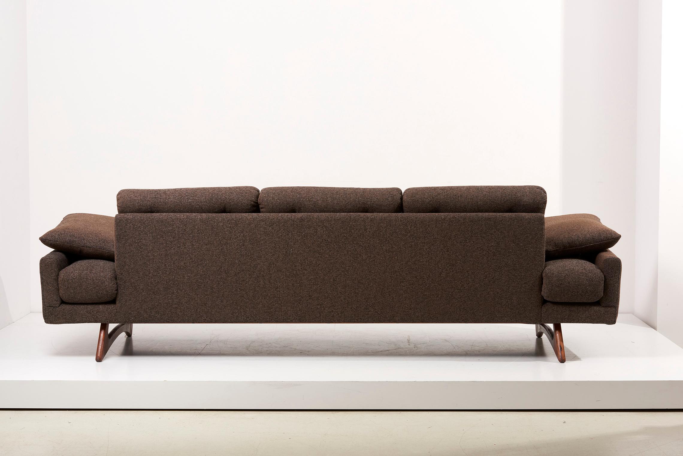 American Adrian Pearsall 'Gondola Sofa' in Brown Fabric for Craft Associates, USA, 1950s For Sale