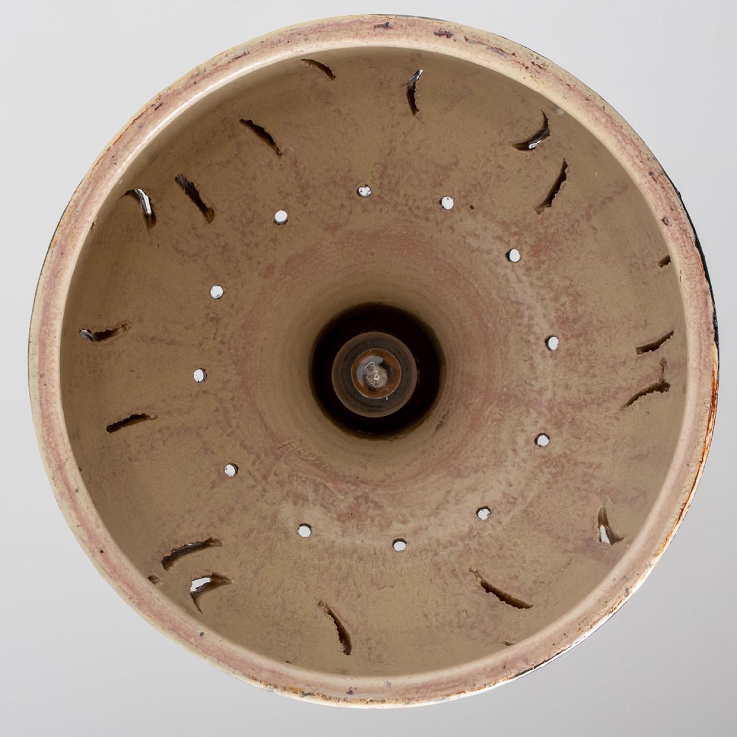 Altro 1 di 3 Lampade a sospensione in ceramica blu avorio antracite, Danimarca, 1970 in vendita