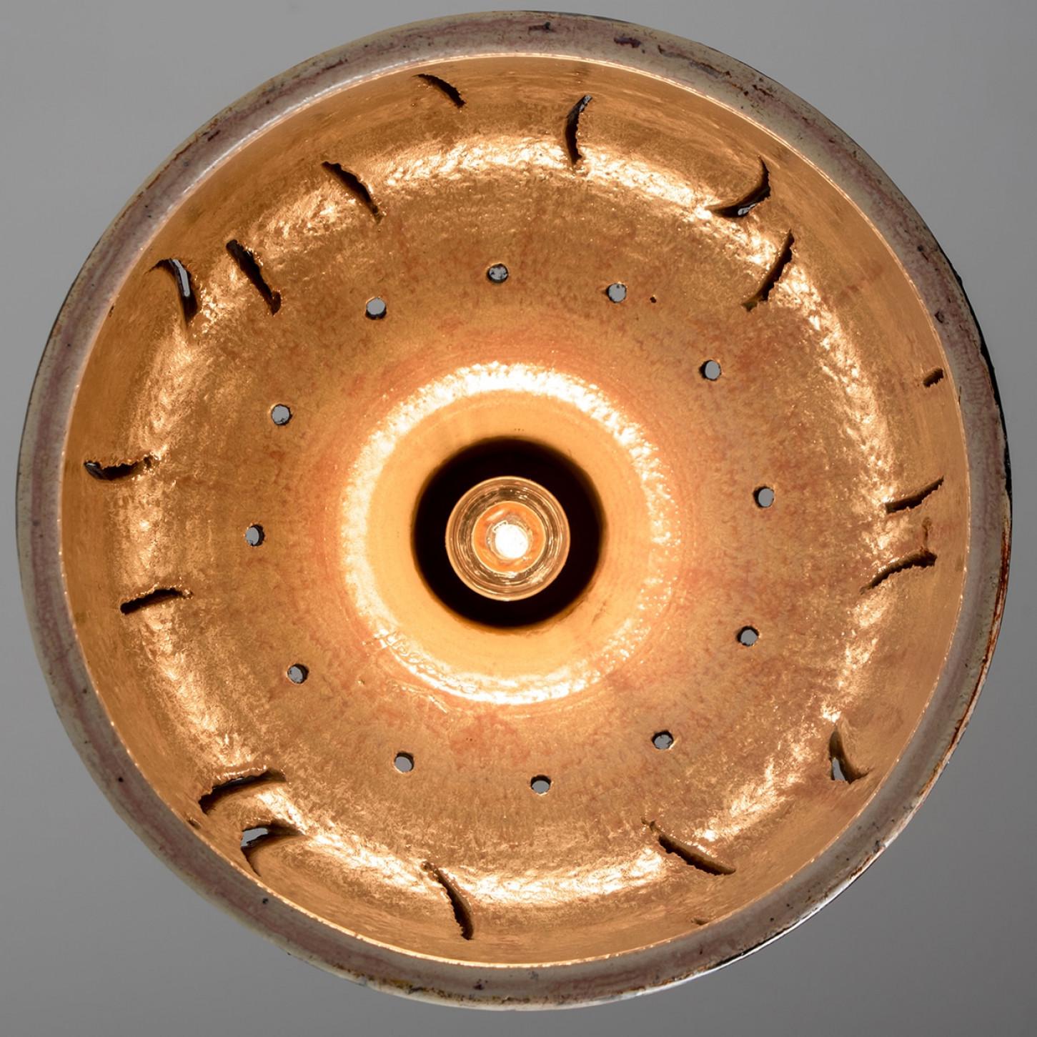 Fine XX secolo 1 di 3 Lampade a sospensione in ceramica blu avorio antracite, Danimarca, 1970 in vendita