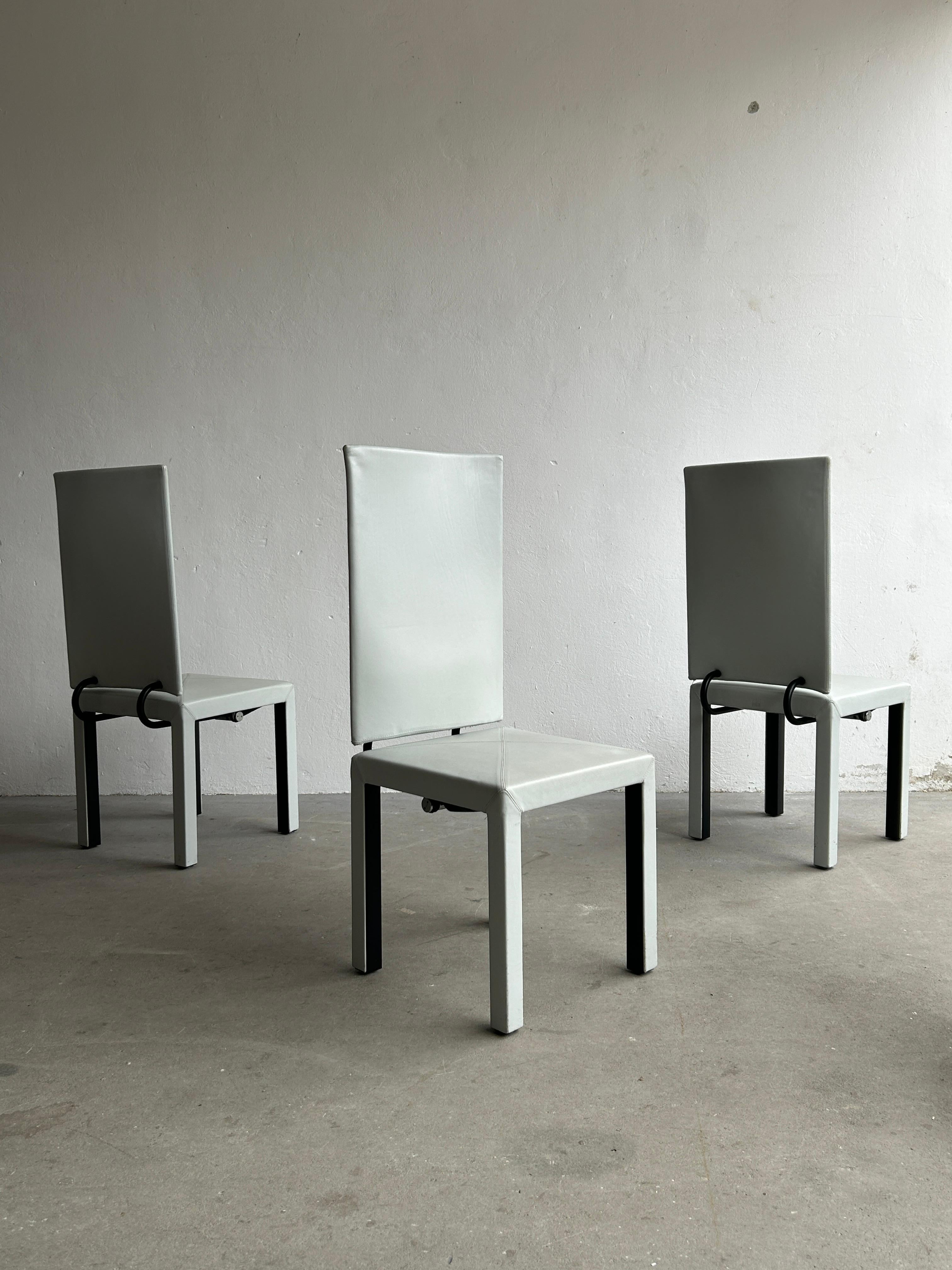1 des 3 fauteuils Arcadia « Arcalla » en cuir vintage de Paolo Piva pour B&B Italia Bon état - En vente à Zagreb, HR