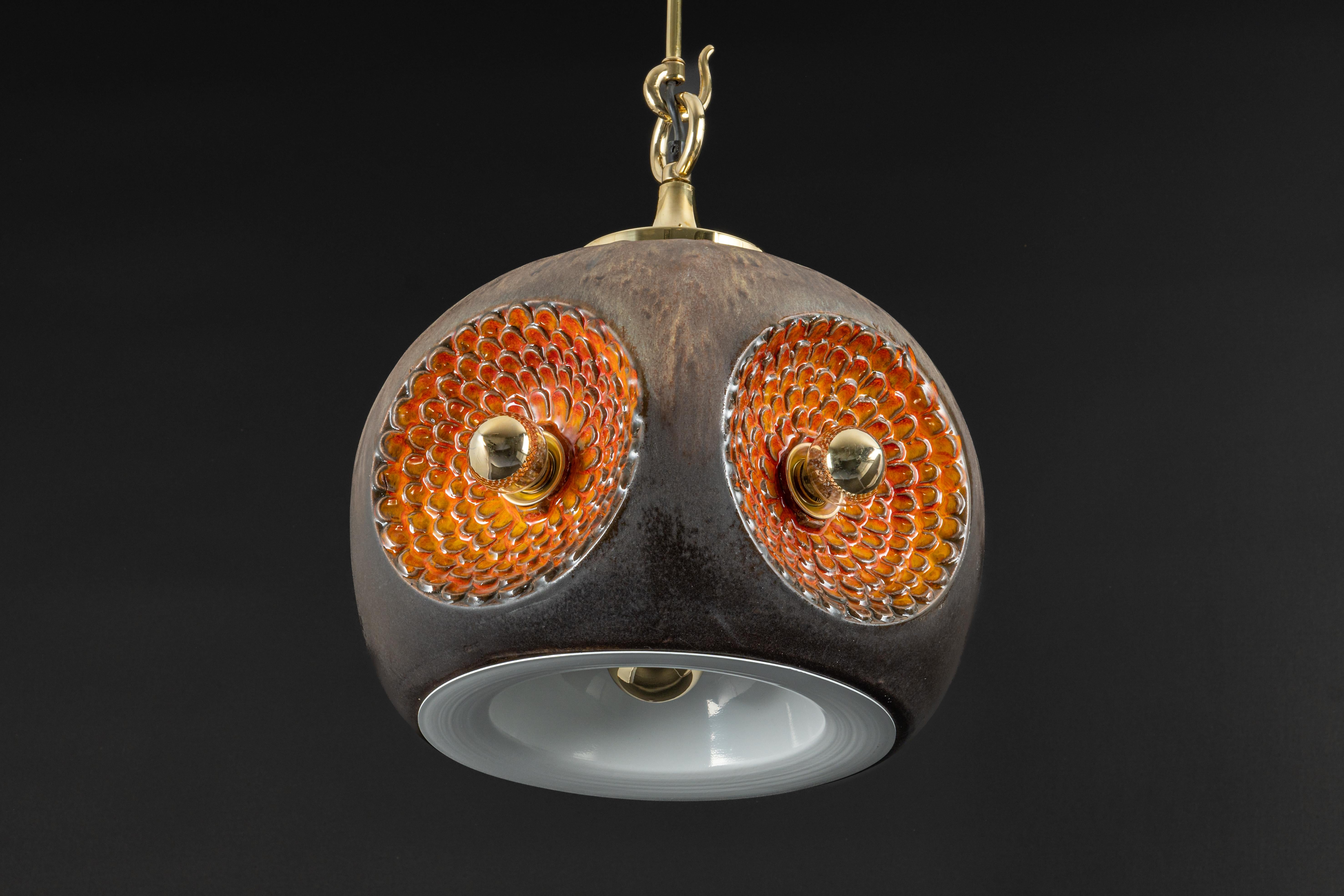 1 des 3 lampes à suspension en céramique marron et orange Spoutnik, Allemagne, 1970 en vente 5