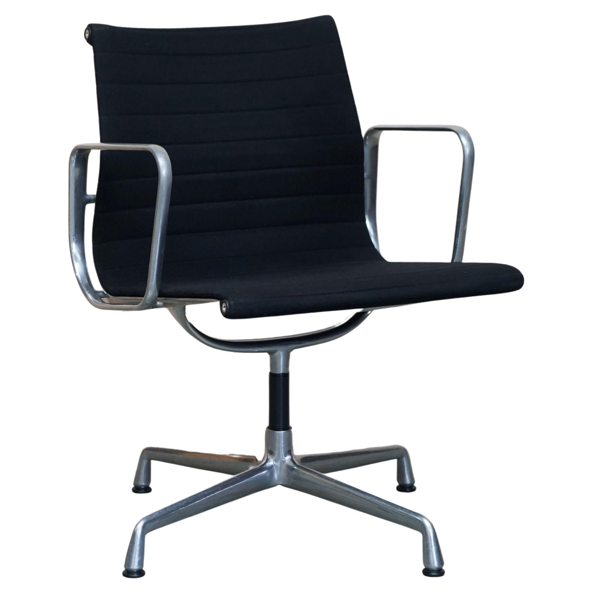 1 of 3 Charles & Ray Vitra Eames EA108 Hopsak Swivel Office Armchairs For Sale