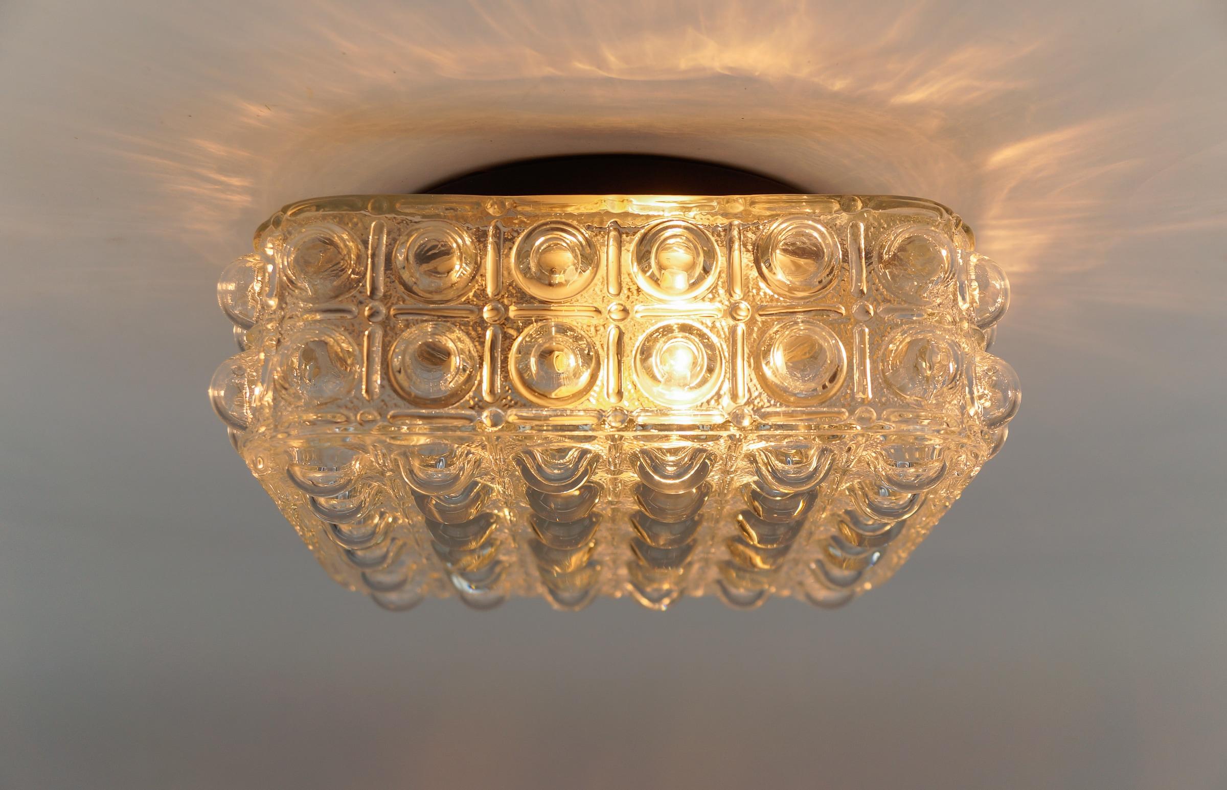 1 of 3 Clear Bubble Glass Flush Mount Lamp by Helena Tynell, Germany 1960s For Sale 2