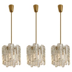 1 von 3 Ice Glass Pendelleuchten von J.T. Kalmar, 1970er Jahre