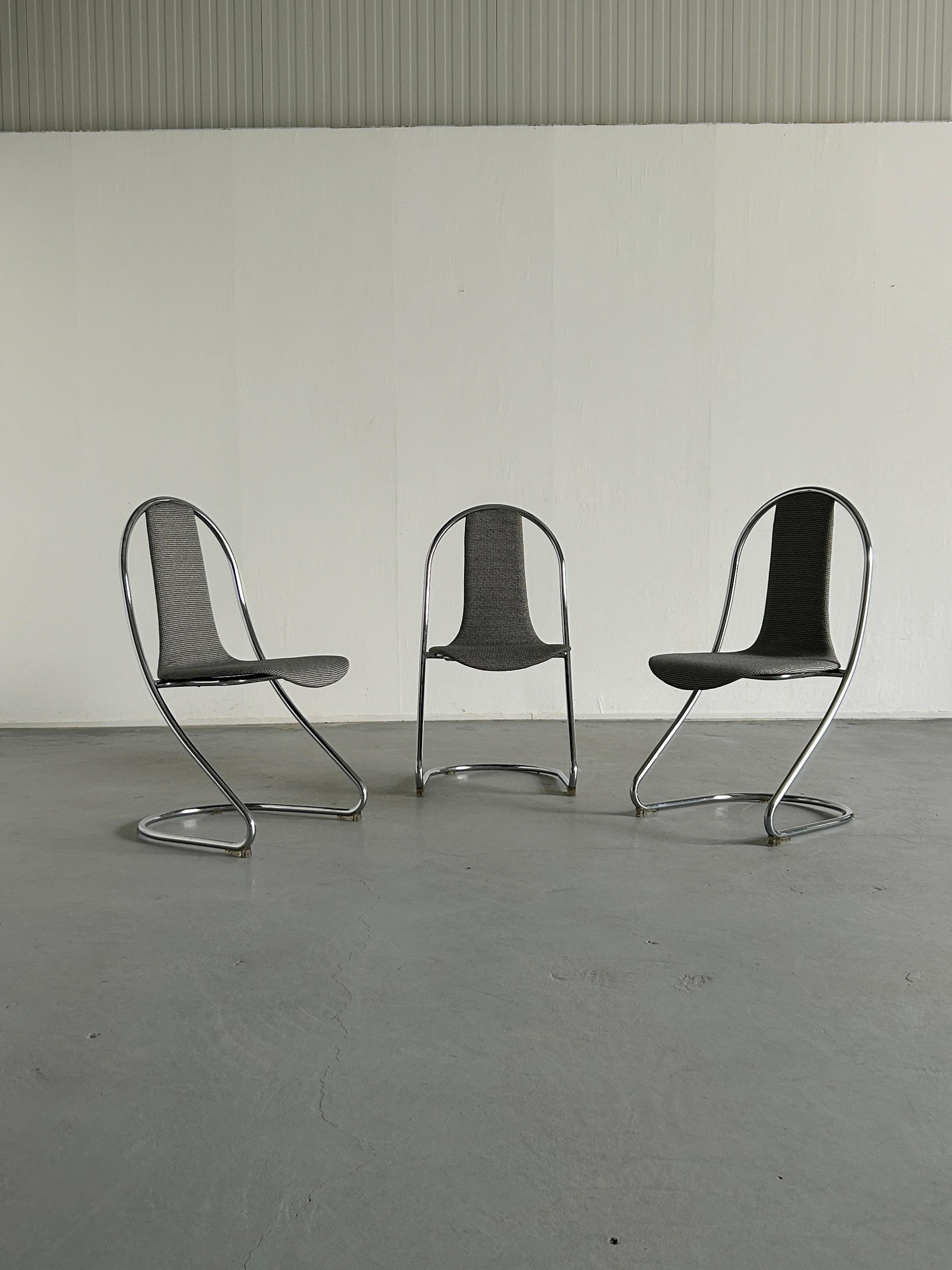 Late 20th Century 1 of 3 Italian Space Age Tubular Steel Cantilever Chairs in Style of Willy Rizzo For Sale