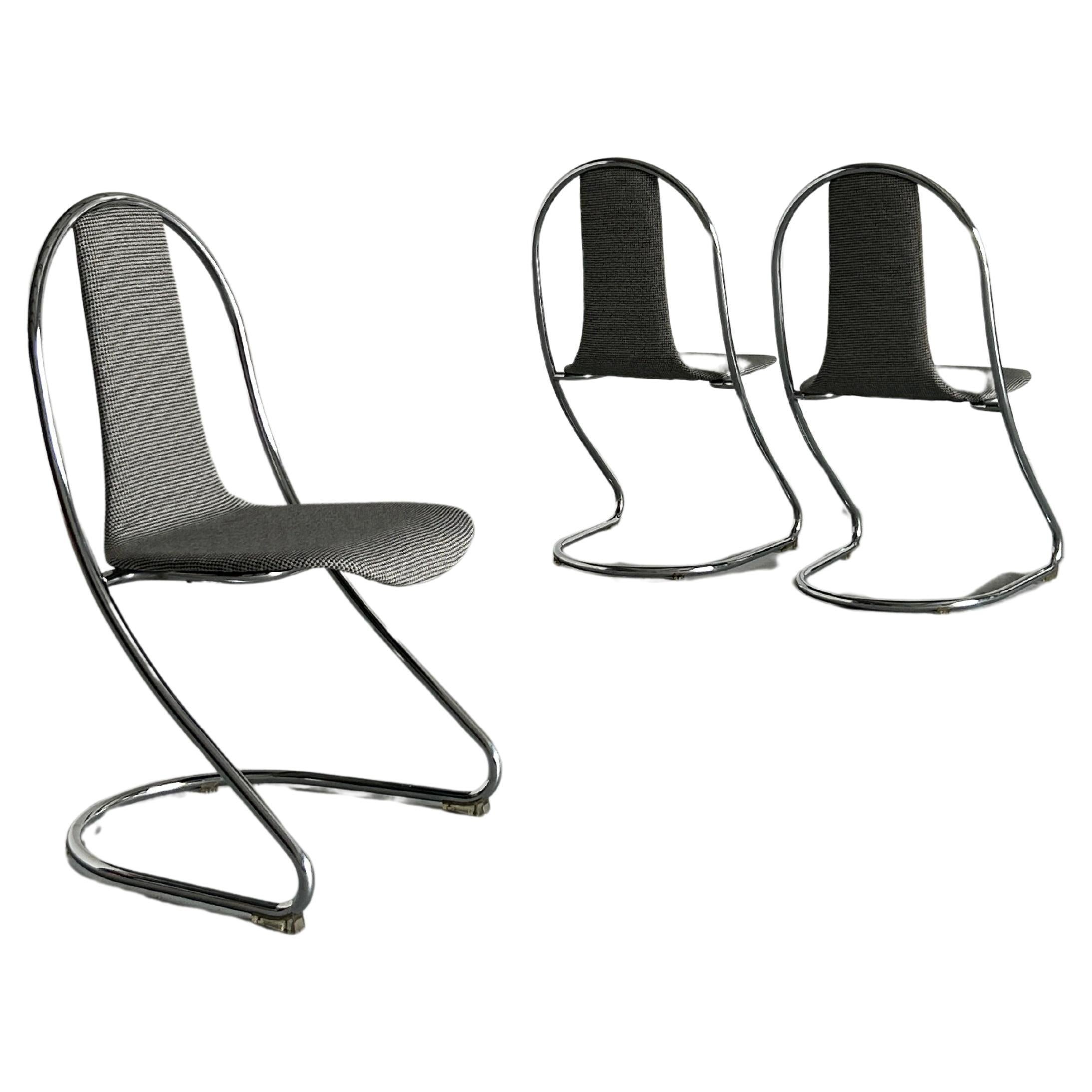 1 of 3 Italian Space Age Tubular Steel Cantilever Chairs in Style of Willy Rizzo For Sale