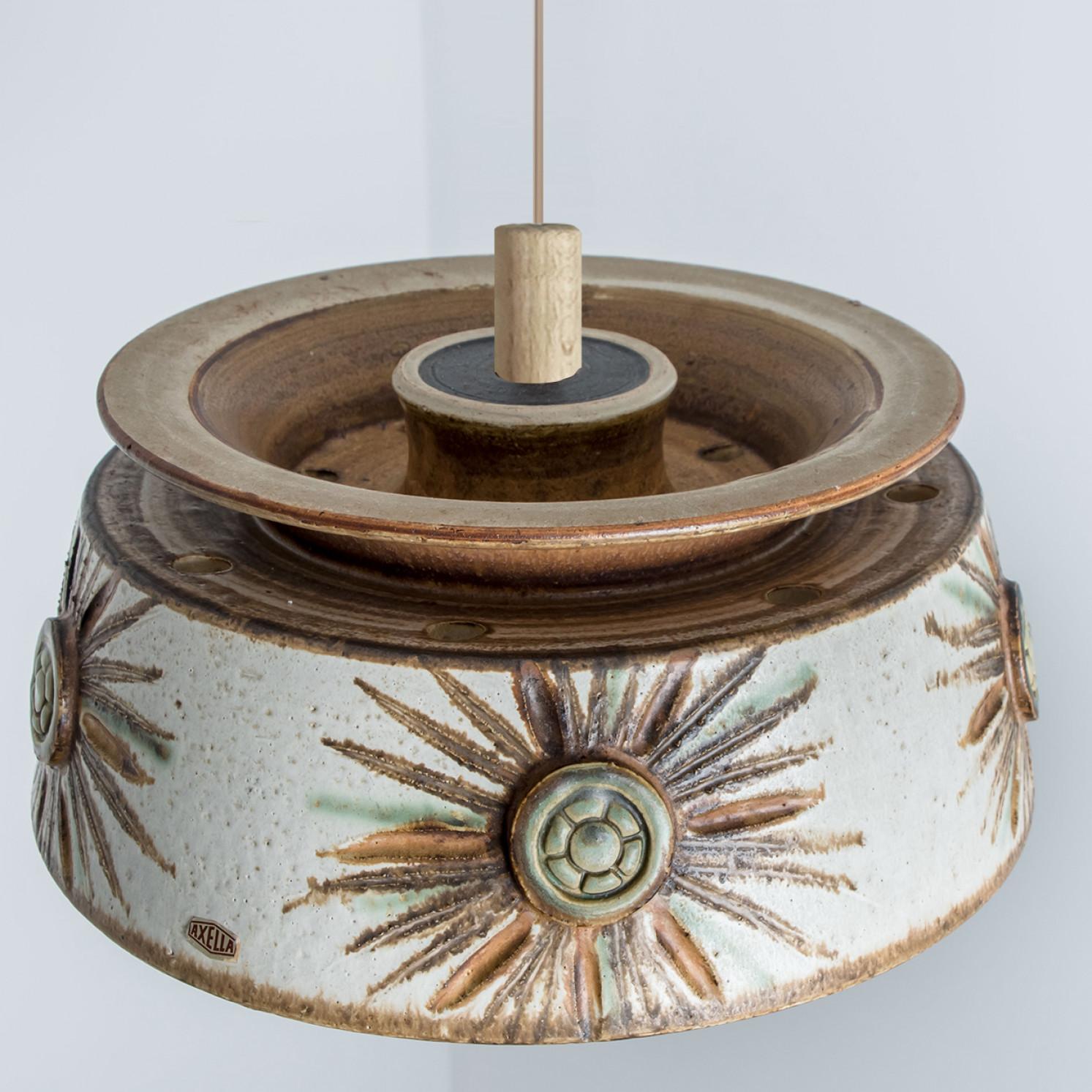 1 of 3 Ivory Brown Ceramic Pendant Lights, Denmark, 1970 For Sale 6