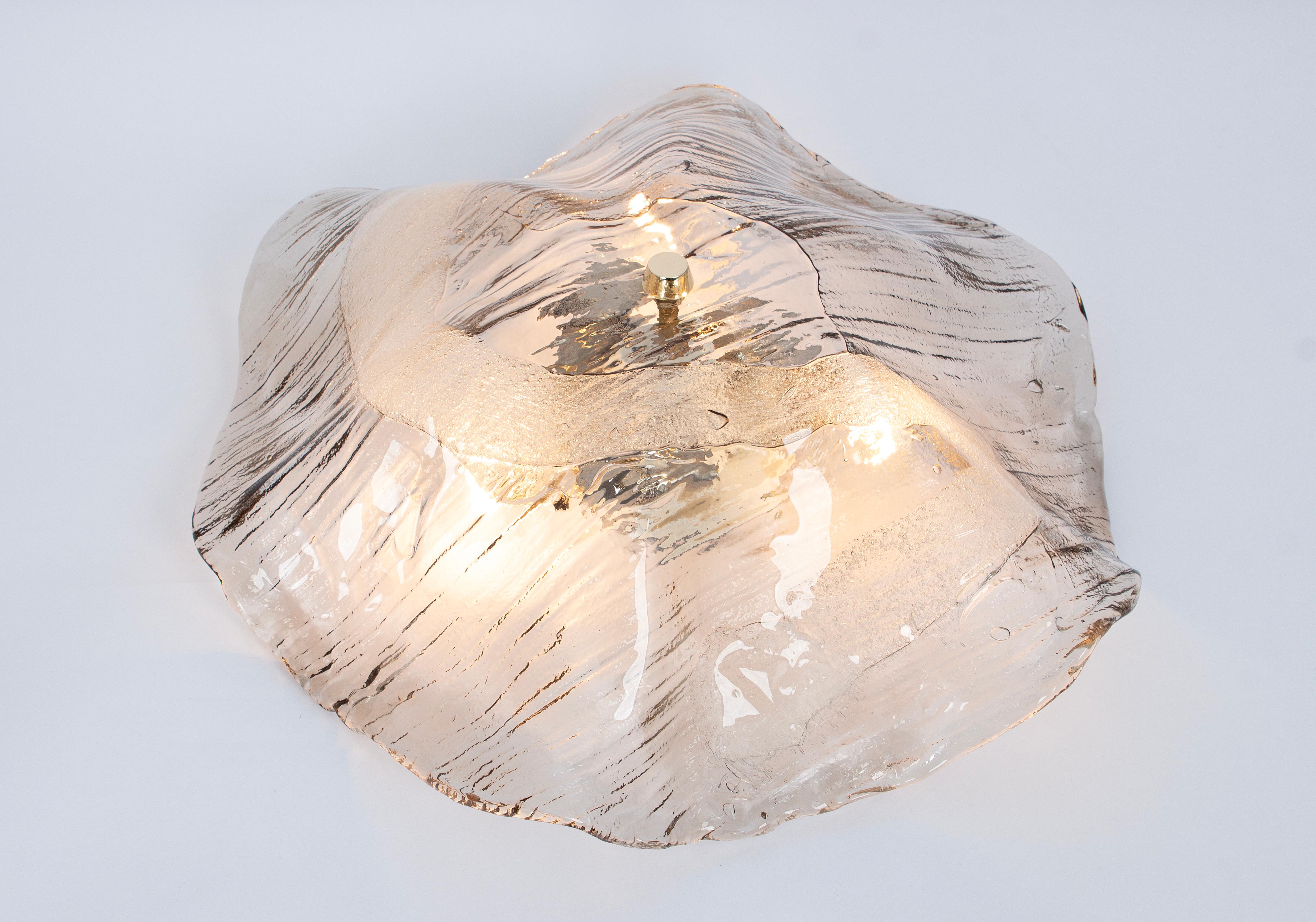 1 de 3 grandes Kalmar Flushmount Lights, Autriche, années 1970 en vente 3