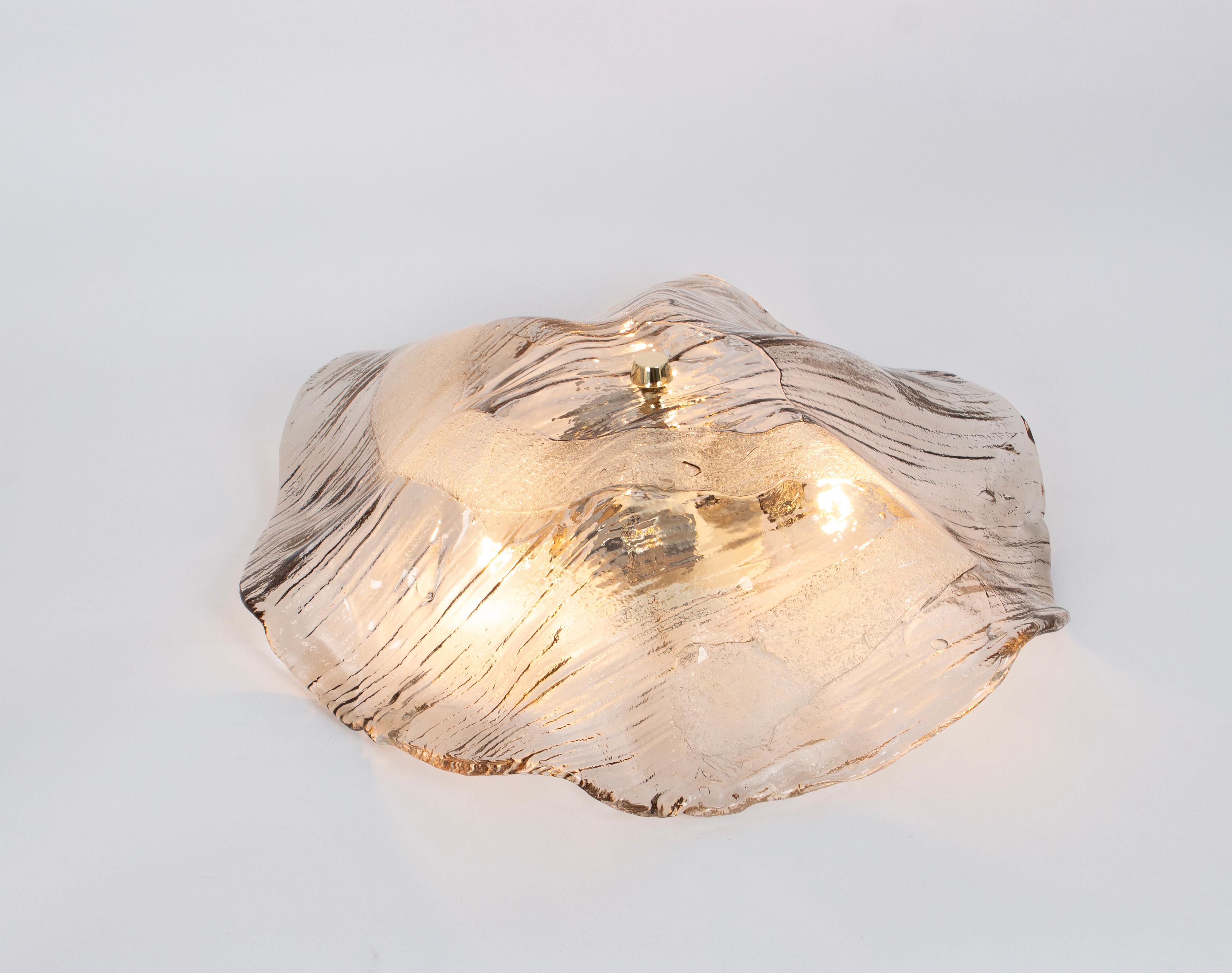 1 de 3 grandes Kalmar Flushmount Lights, Autriche, années 1970 en vente 1