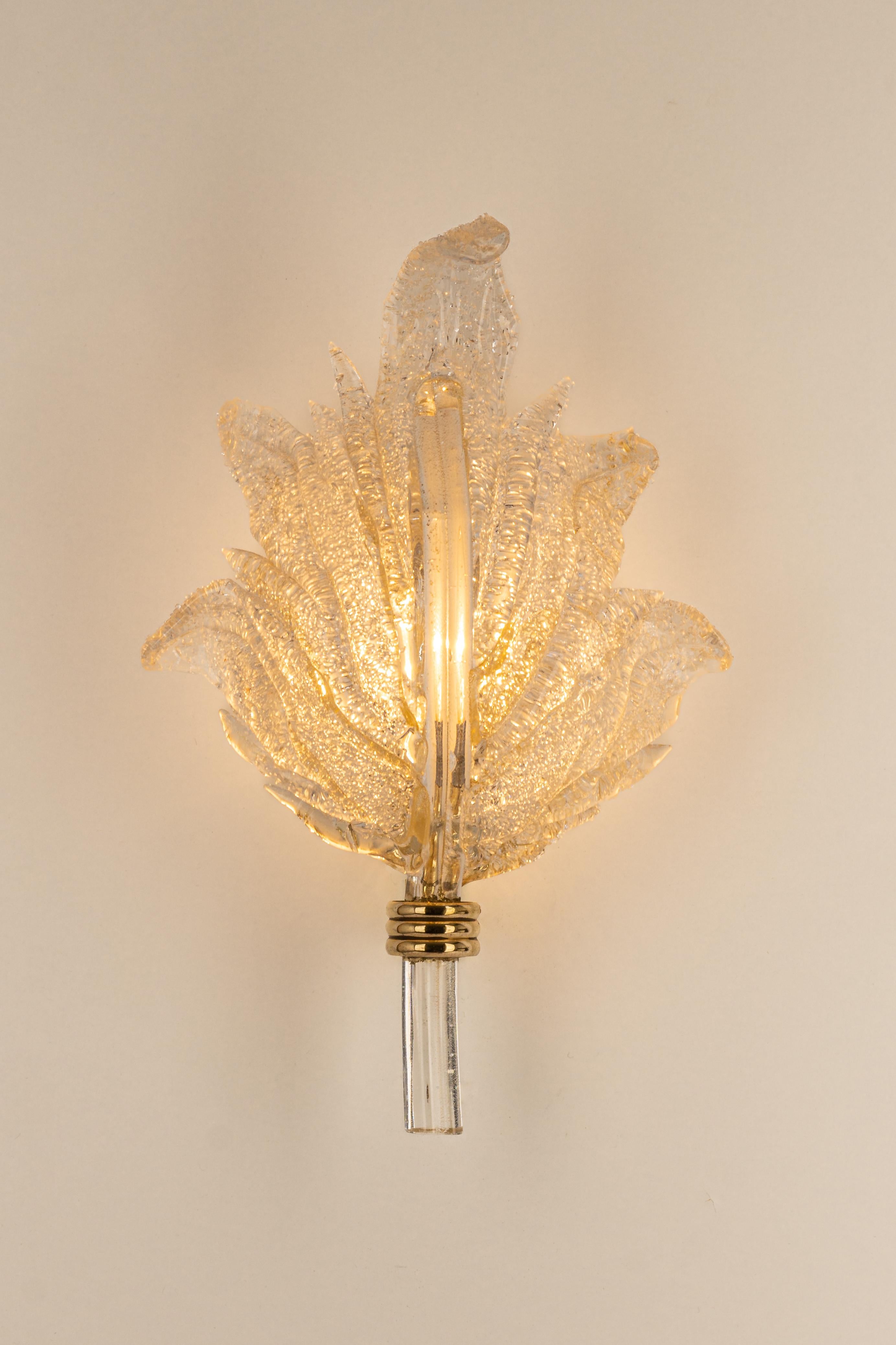 1 of 3 Large Murano Glass Wall Sconce by Barovier & Toso, Italy, 1970s 2