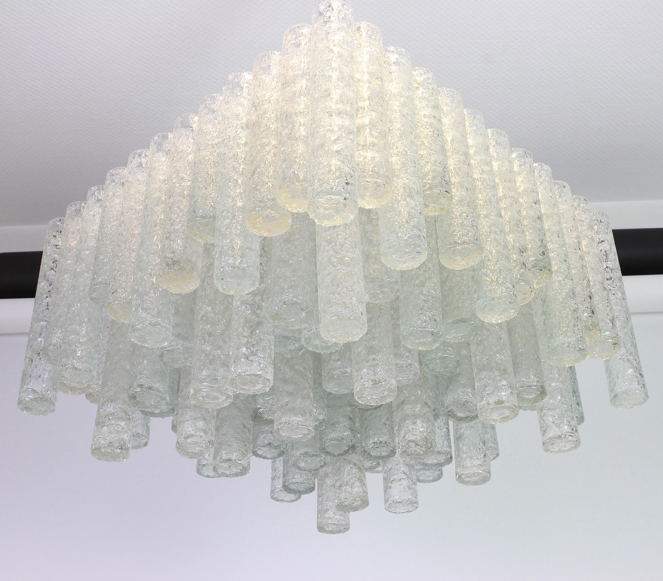 1 von 3 großen, atemberaubenden Murano-Eisglasröhren, Einbaubeleuchtung von Doria Deutschland, 1960er Jahre (Moderne der Mitte des Jahrhunderts) im Angebot