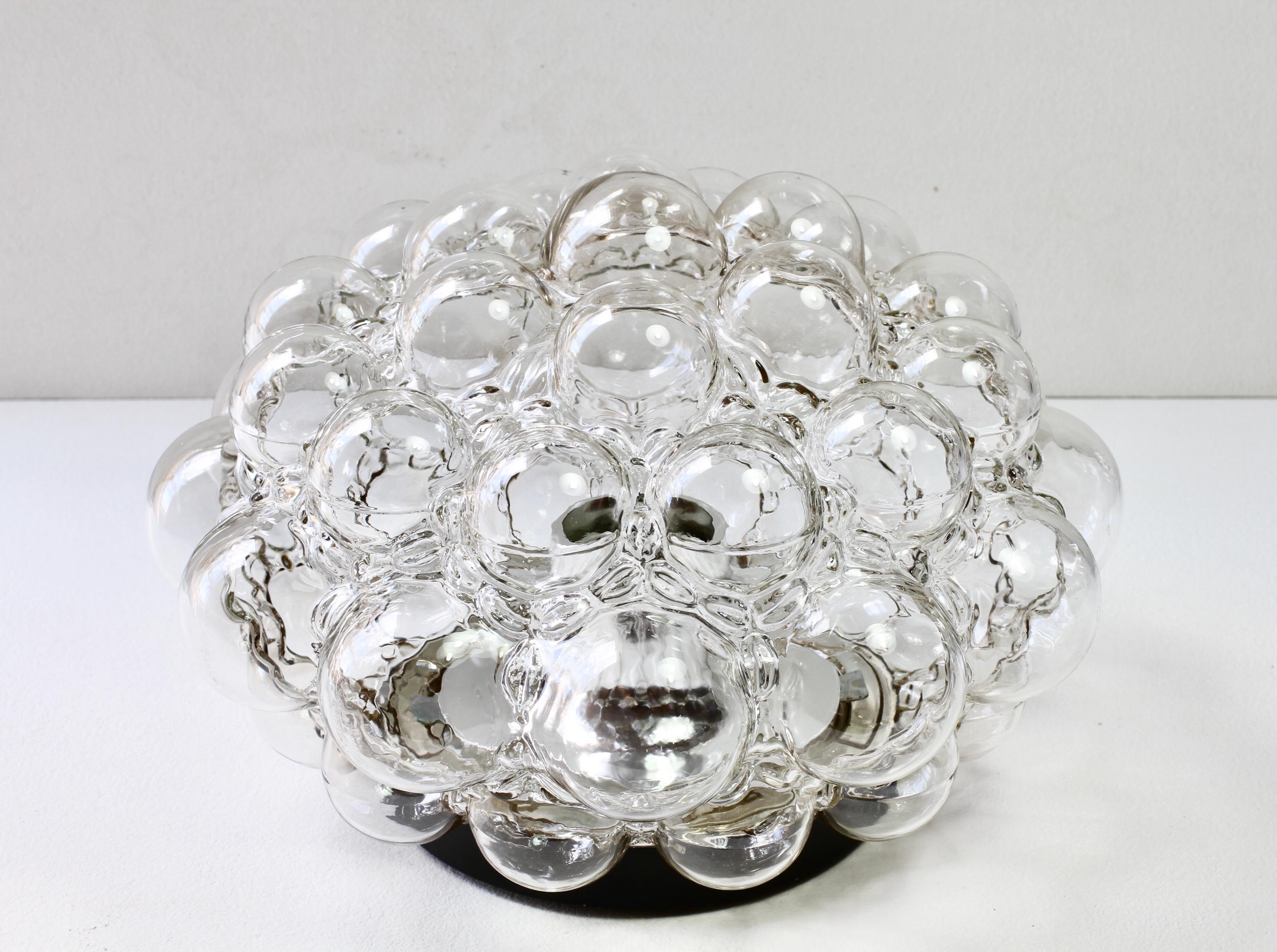 1 von 3 Limburg Large Vintage Helena Tynell Smoked Bubble Glass Flushmount Lights im Zustand „Gut“ im Angebot in Landau an der Isar, Bayern