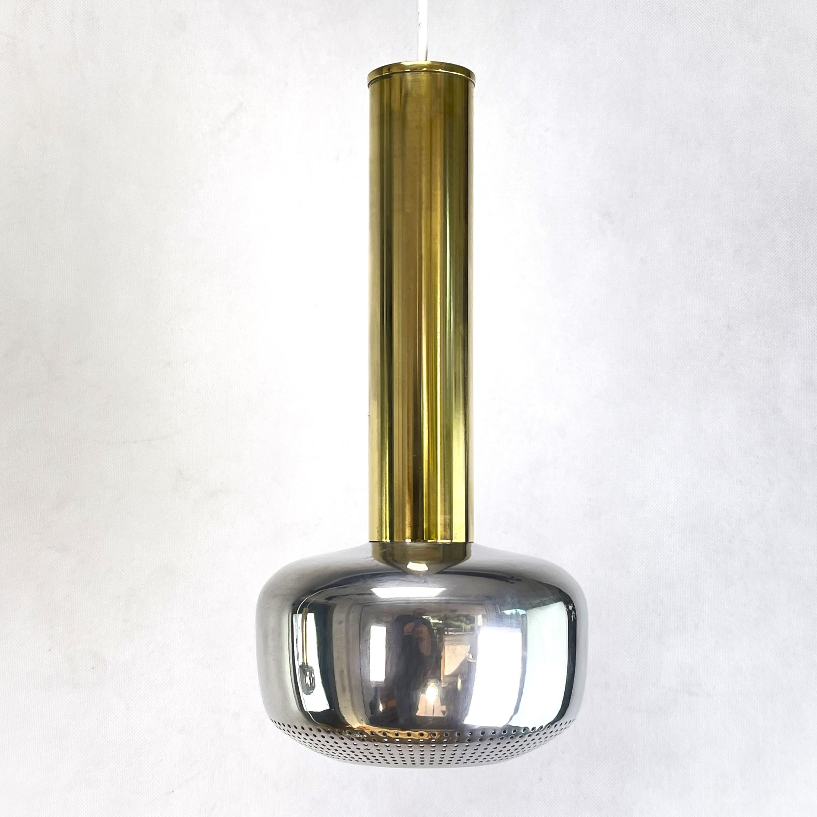 1 of 2 Louis Poulsen ceiling lamp Design by Vilhelm Lauritzen, 1960, Dänemark For Sale 1